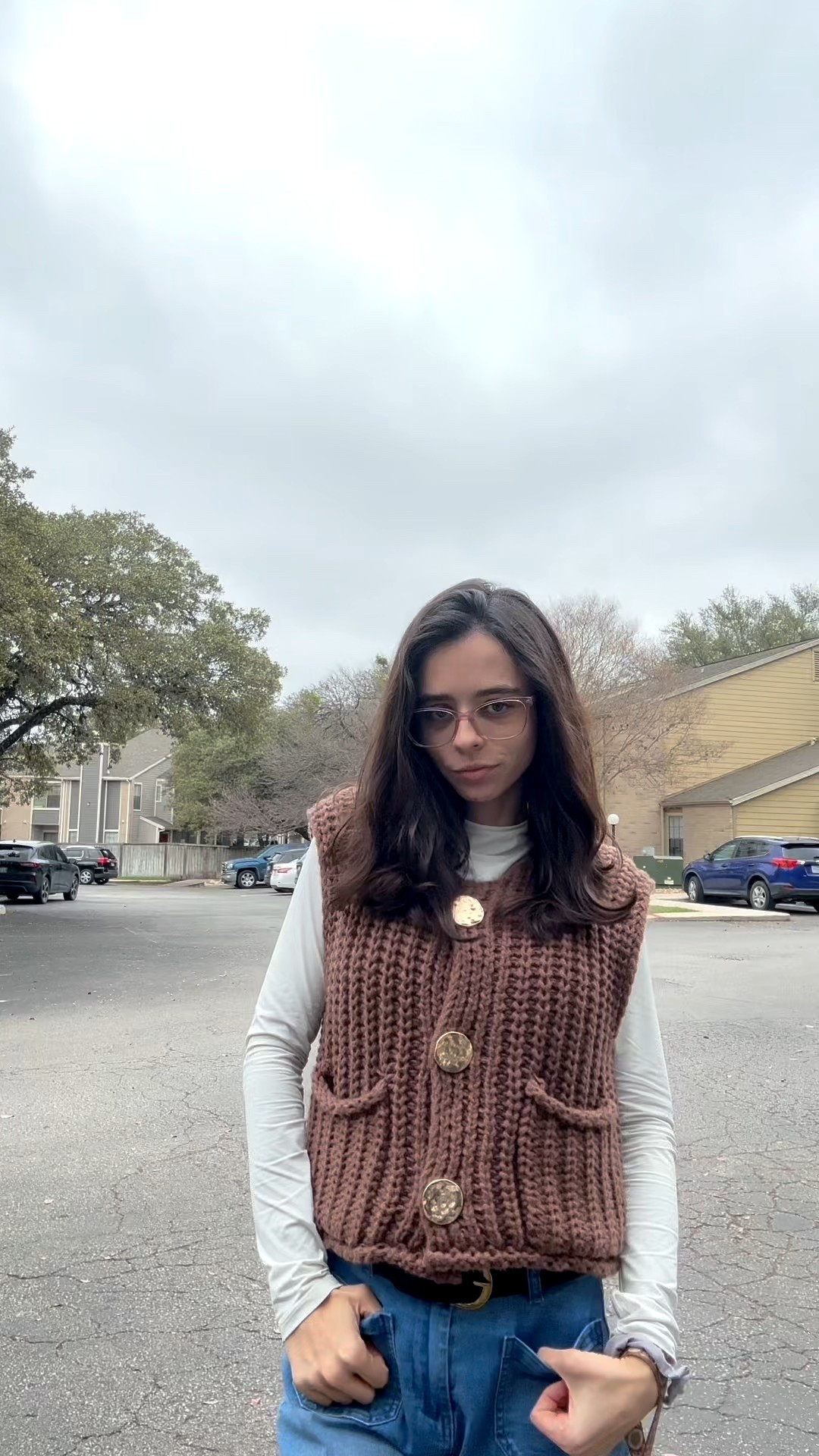 A moment for the cutest sweater vest! 

#LTKHoliday #LTKootd