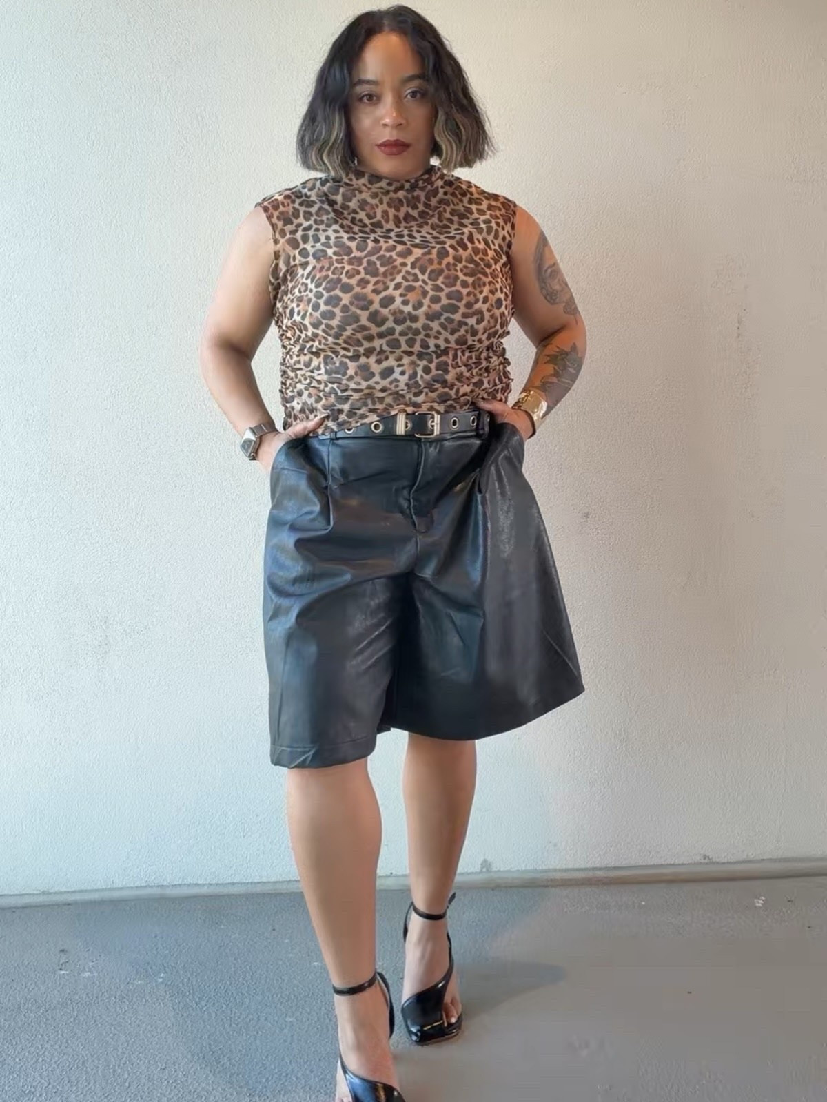 This is one of favorite transitional outfit formulas: sheer top & leather shorts-Comfy and lightweight! 

Add a heel to dress it up. 



#LTKootd