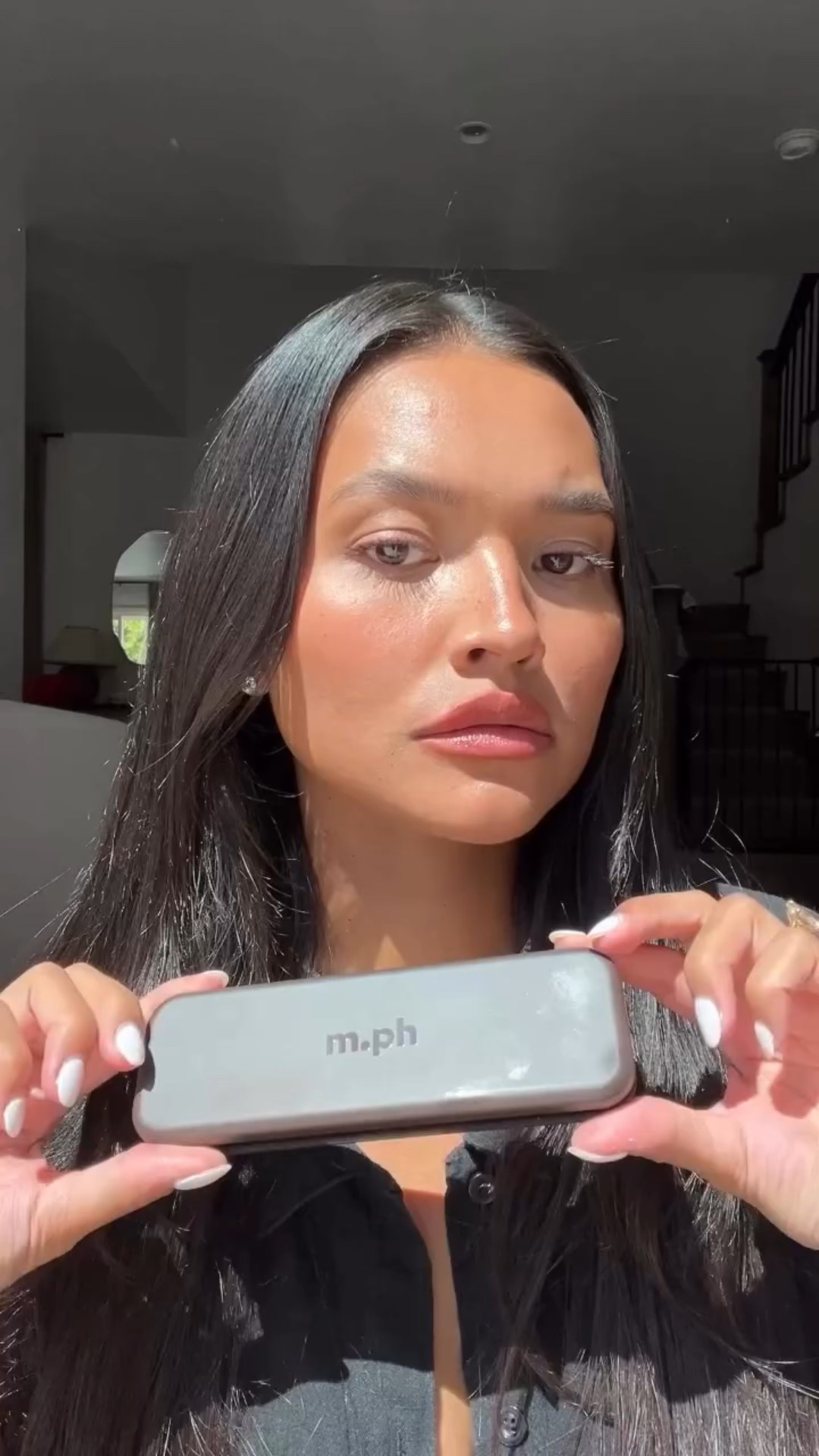 Mph palette in medium, lip liner in cherry cola, lip butter in toffee, Dior filter in 5, Rhode blushes in toasted Teddy and sleepy girl 

#underpainting #mphbeauty #maryphillips