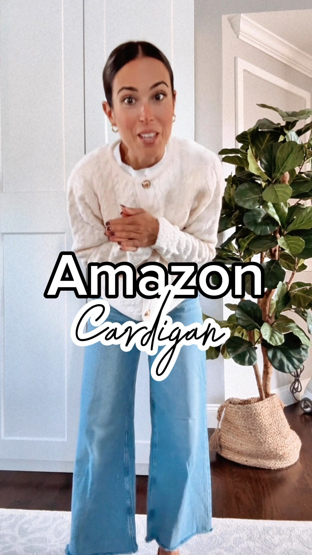 Really into cardigans lately and this Amazon one is so soft and stretchy 🍂🤎

#LTKFindsUnder50 #LTKStyleTip