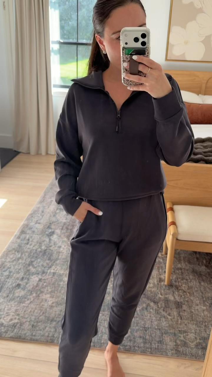 One of my favorite Walmart sets this fall! The comfort level is 10/10! Comes in multiple colors + sizes. 

#Walmartfashion

#LTKSeasonal #LTKdayinmylife