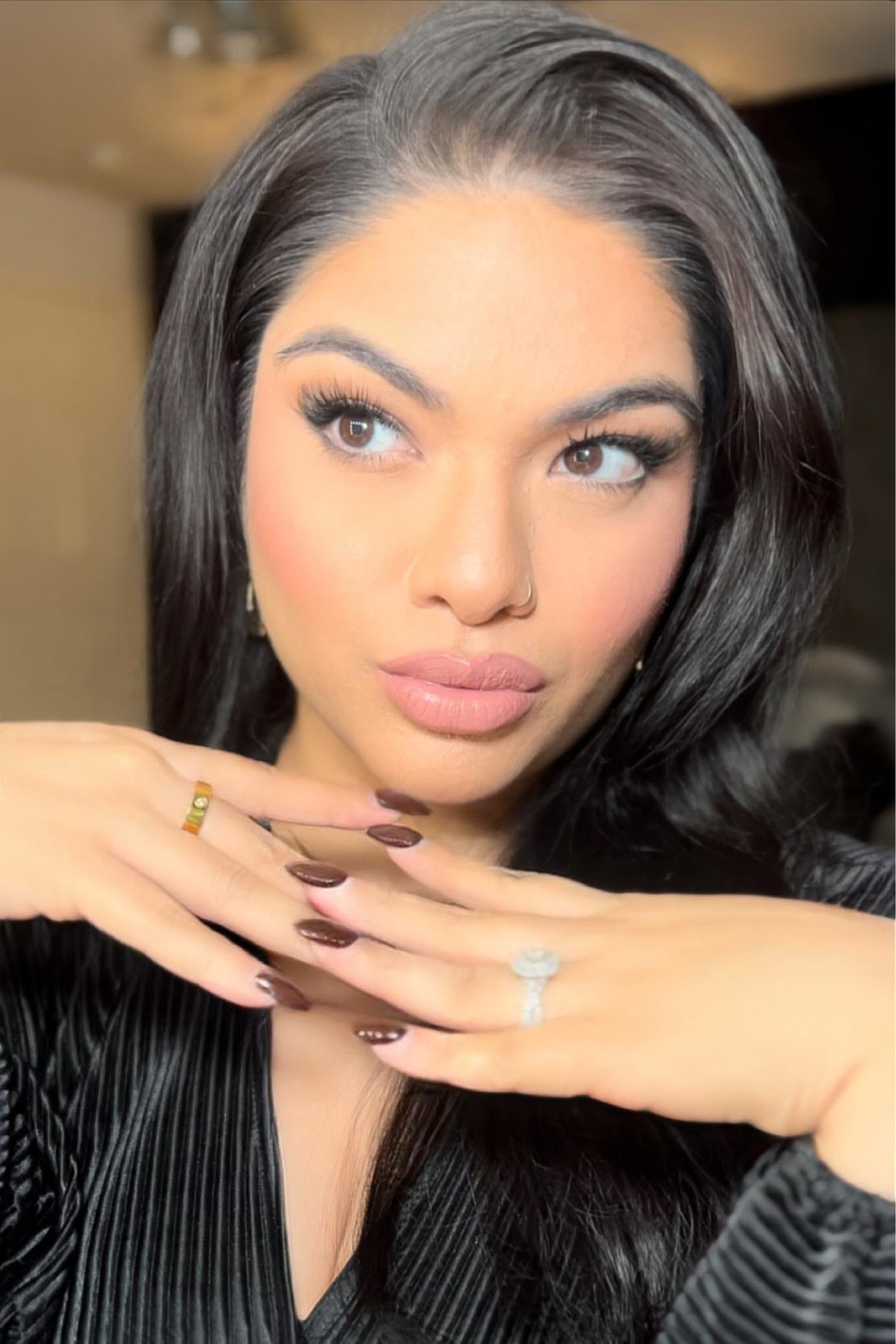 Night Out 🖤

#LTKStyleTip #LTKGiftGuide #LTKBeauty