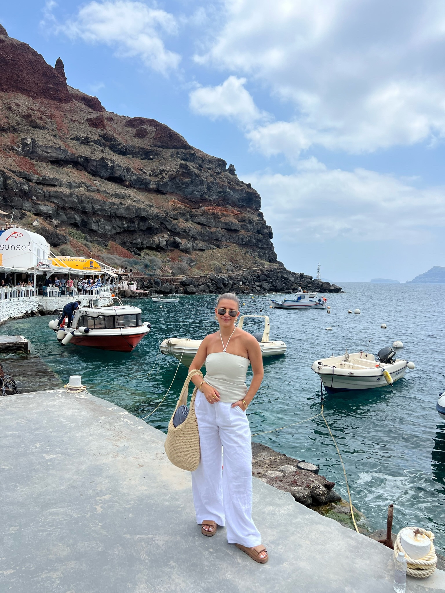 a simple vacation look! linked all the details below! 

#LTKtravel #LTKSeasonal #LTKstyletip