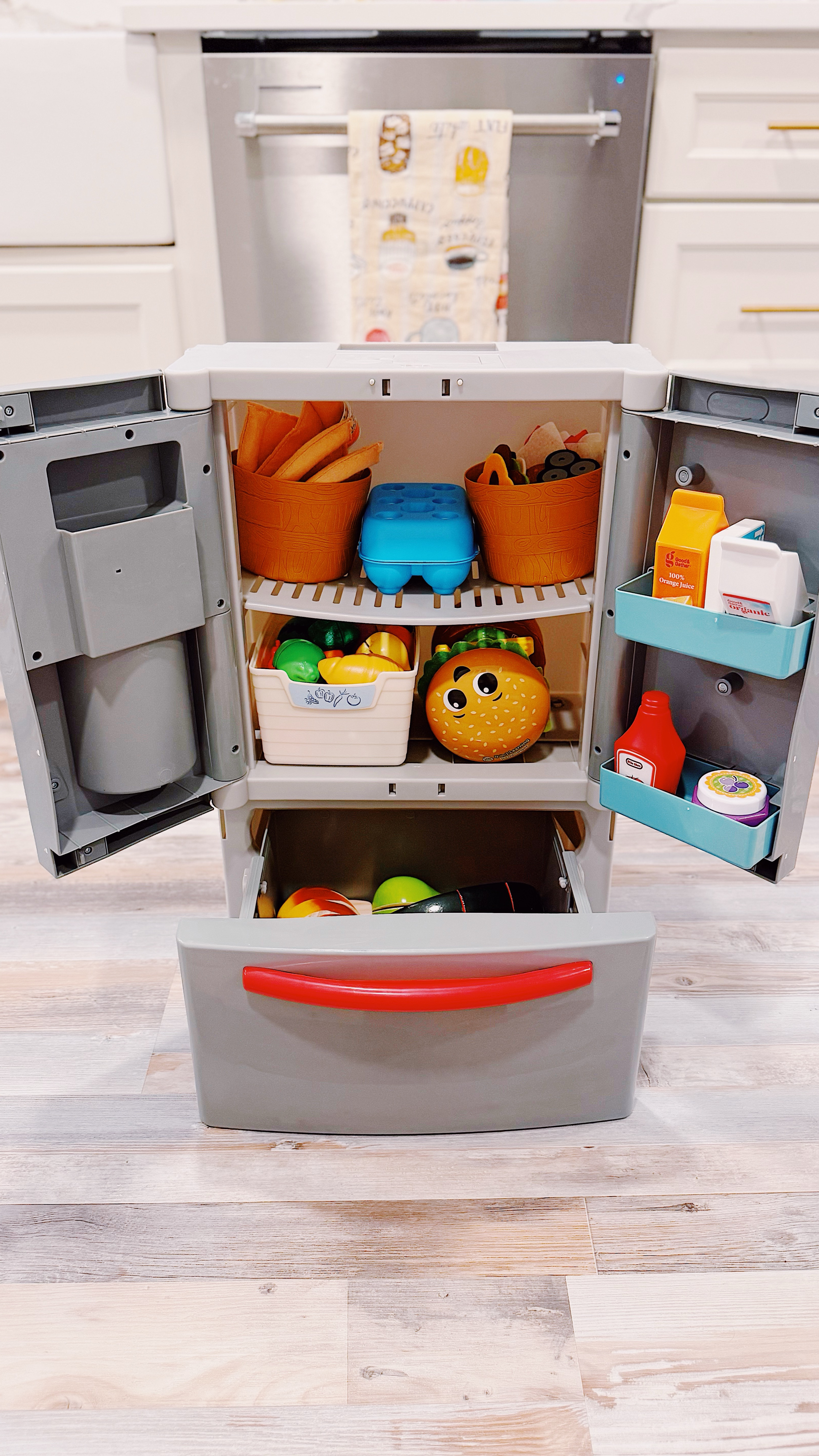 When life feels out of control, I organize. Since it’s summer and I am out of the classroom, let’s organize my daughter’s toys! All of these toddler toys are from Target or Walmart and promote imagination and independent play. I love toys like this! 

#walmarttoys
#toddlertoys
#toddler
#mom

#LTKFamily #LTKKids #LTKBaby