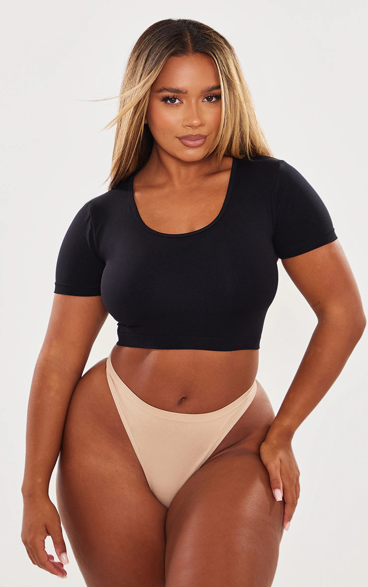 Shape Black Stretch Seamless Scoop Neck Crop T Shirt | PrettyLittleThing US