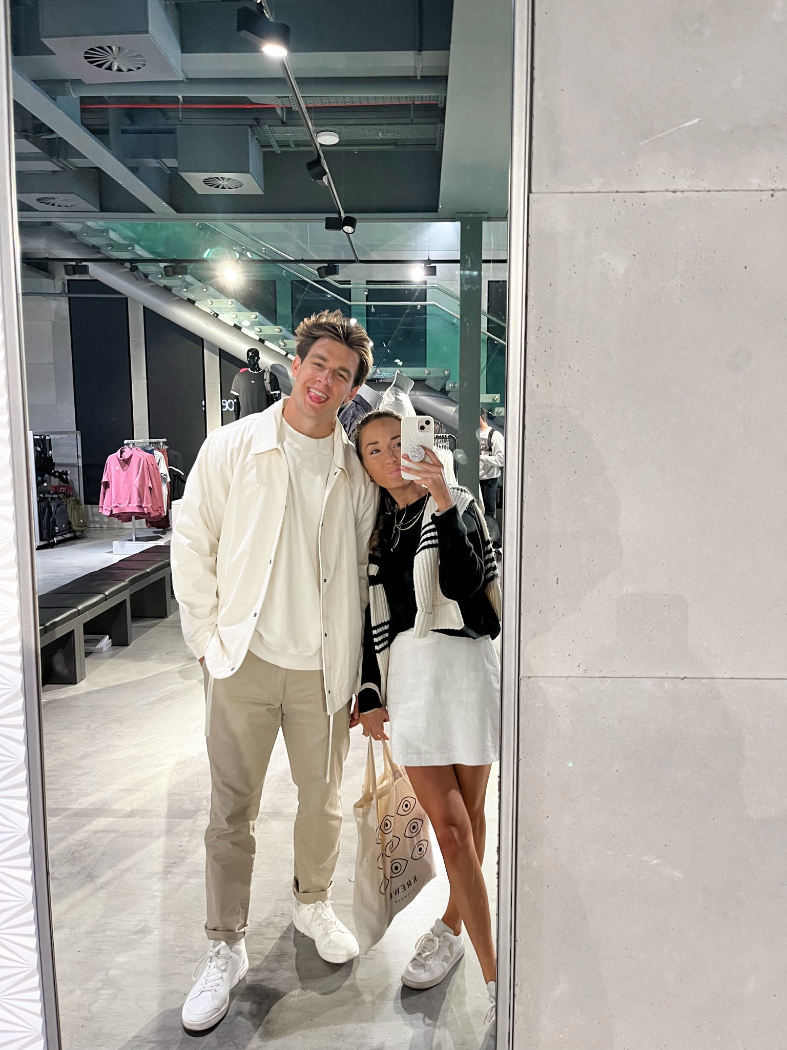 Pt 2 - clothing for guys in Europe this summer 