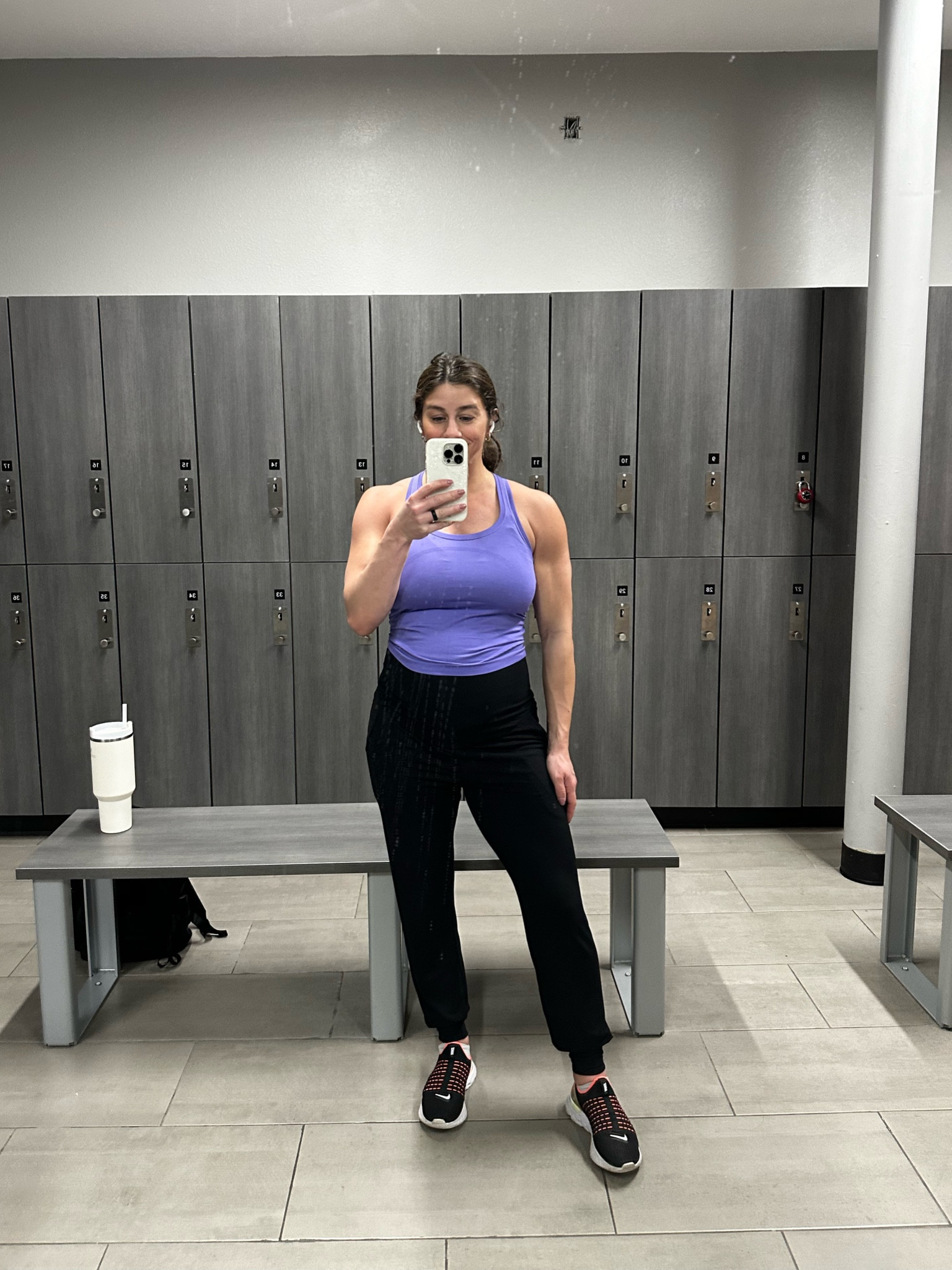 Favorite maternity jogger at the moment! So soft and over the belly 🙌🏼. Wearing Size S! Typically wear to lounge in or run errands. 30 weeks pregnant 

#LTKfitness #LTKbump #LTKbaby