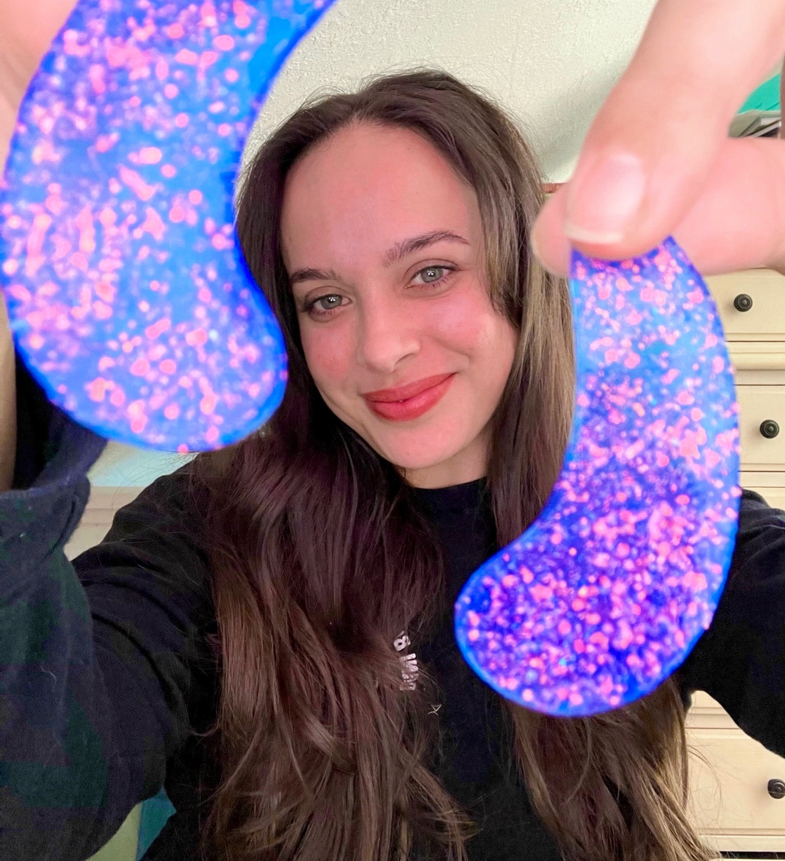 These vibrant under-eye patches made with biodegradable glitter got me out of my midweek slump. ✨🧜🏼‍♀️

These ones are the color “Sapphire Wave,” but additional colors in the multipack include: Marine Lilac, Mermaid Green, Ocean Sparkle, and Coral Pink.

#LTKfindsunder50 #LTKbeauty #LTKGiftGuide