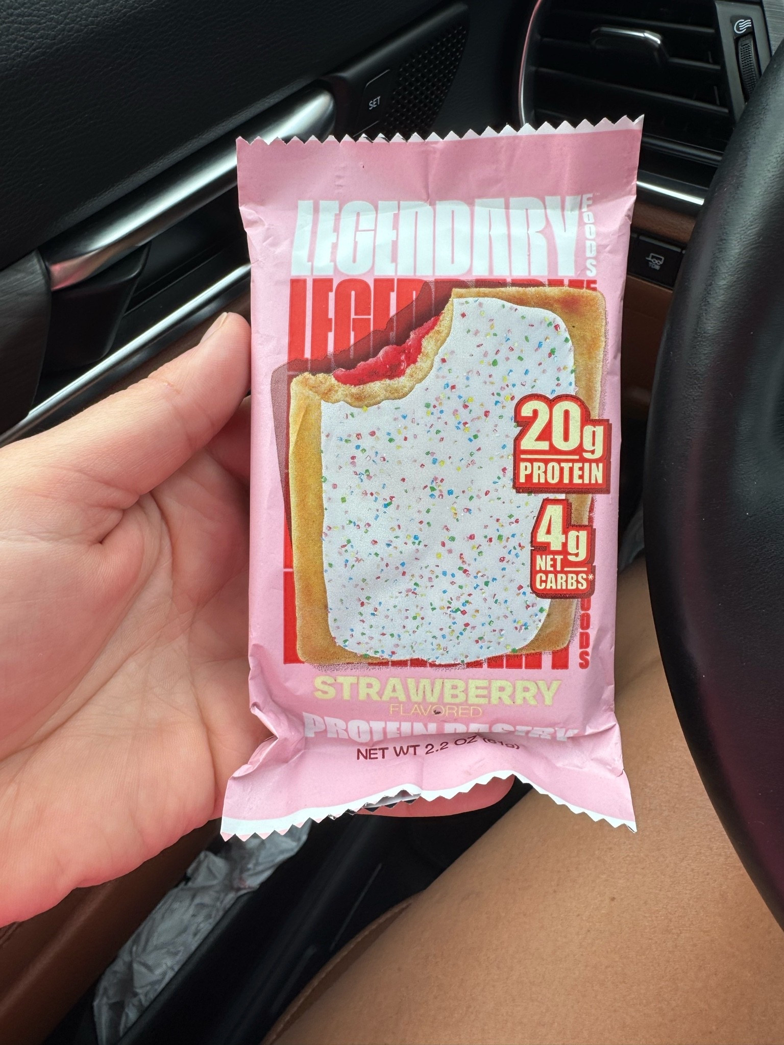 These are so good! 🍓🍓
Tastes good and a great high protein grab and go brekky!!🤩🤩

#LTKfitnessgoals #LTKfoodie #LTKActive