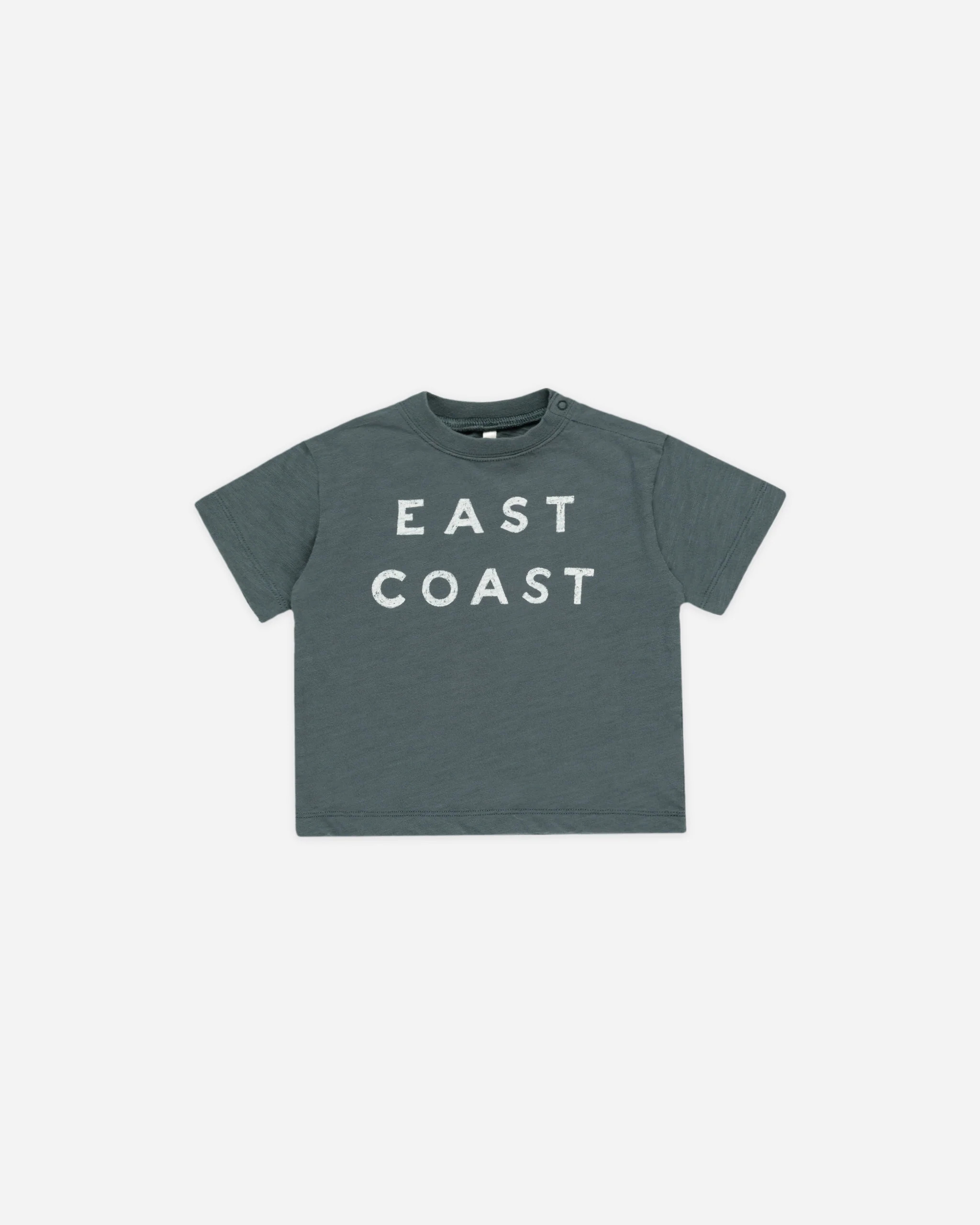 Relaxed Tee || East Coast | Rylee + Cru