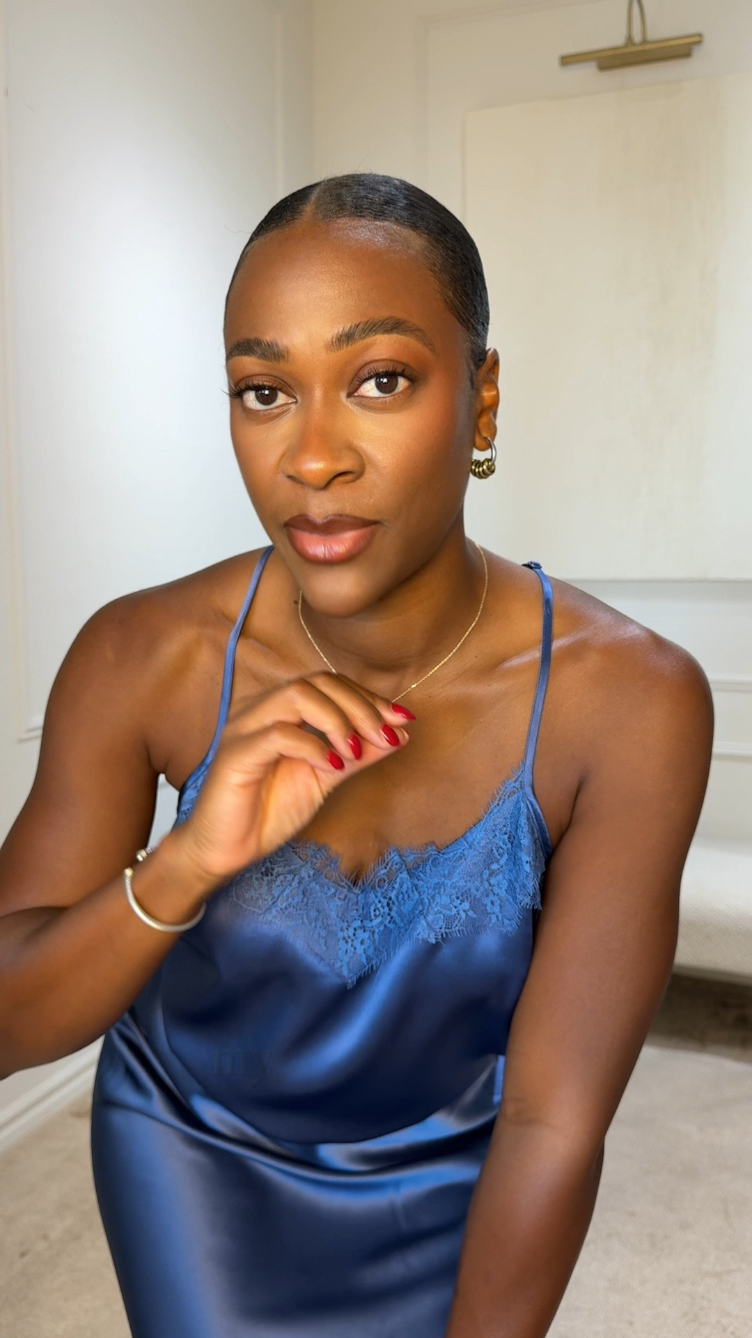 Staying chic and cool this summer in silk from Quince. Effortless, breathable, and elevated - exactly how summer style should feel. @Quince  #quincepartner