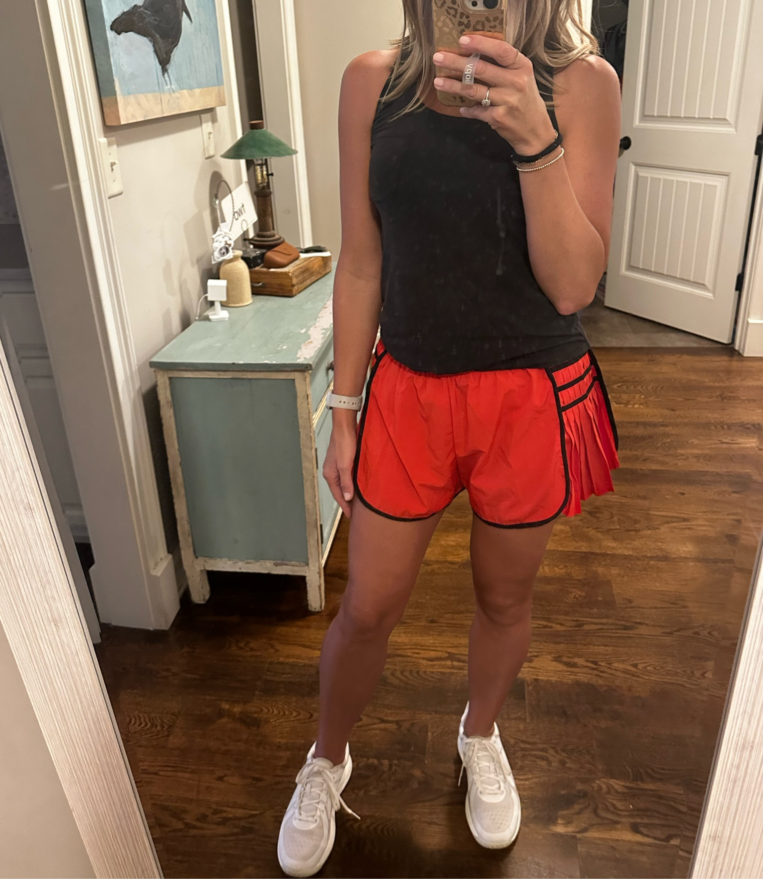 Free people dupe athletic shorts with lining 



#LTKFindsUnder50 #LTKActive #LTKOver40