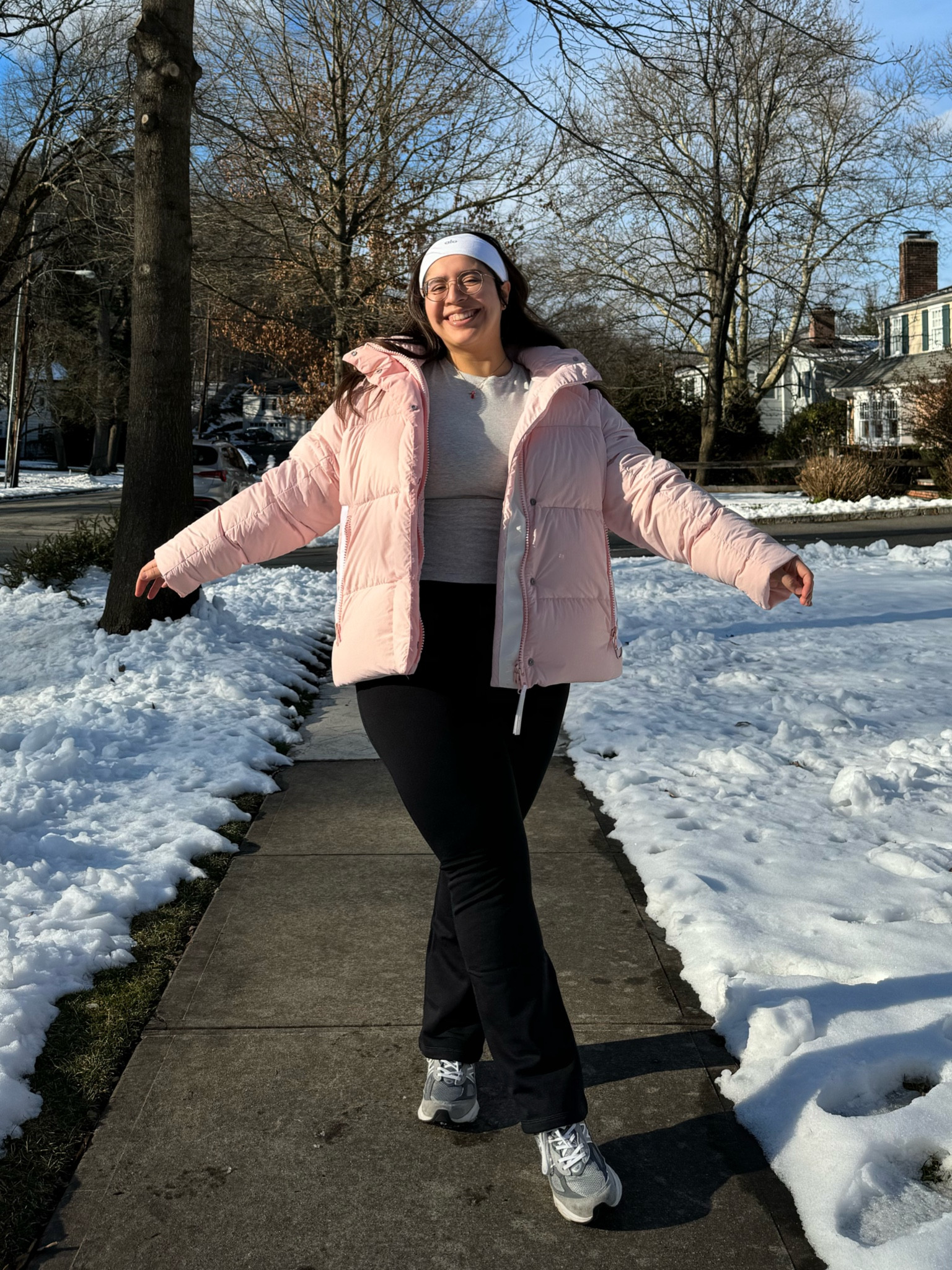 Perf winter hot girl walk outfit!
Wearing the Large in the top, XL in the jacket and Large Petite in the fleece leggings! 

#LTKSeasonal #LTKmidsize #LTKstyletip