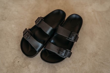 Slide sandals

Spring outfits

casual outfit  spring fashion  summer outfit  shorts  sandals  tshirt  Target fashion  Target finds  comfy outfits  mom style  shoes

#LTKStyleTip #LTKFindsUnder50 #LTKShoeCrush