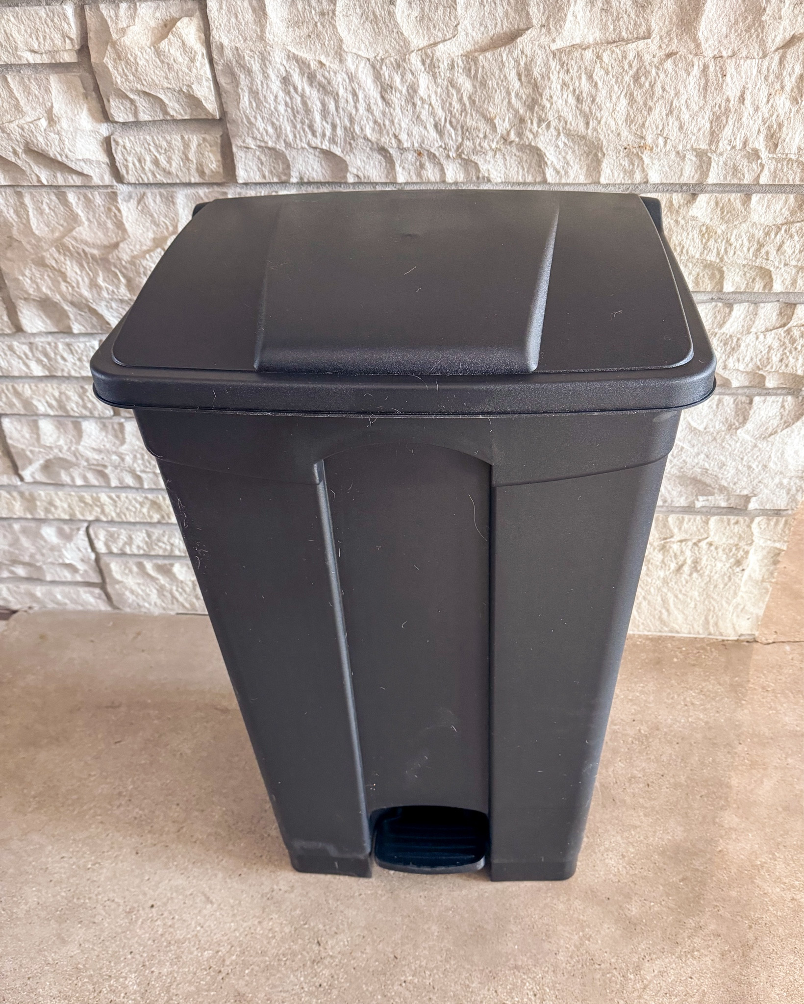 Large 23 gallon trash bag, step-on garbage can

#LTKhome #LTKparties