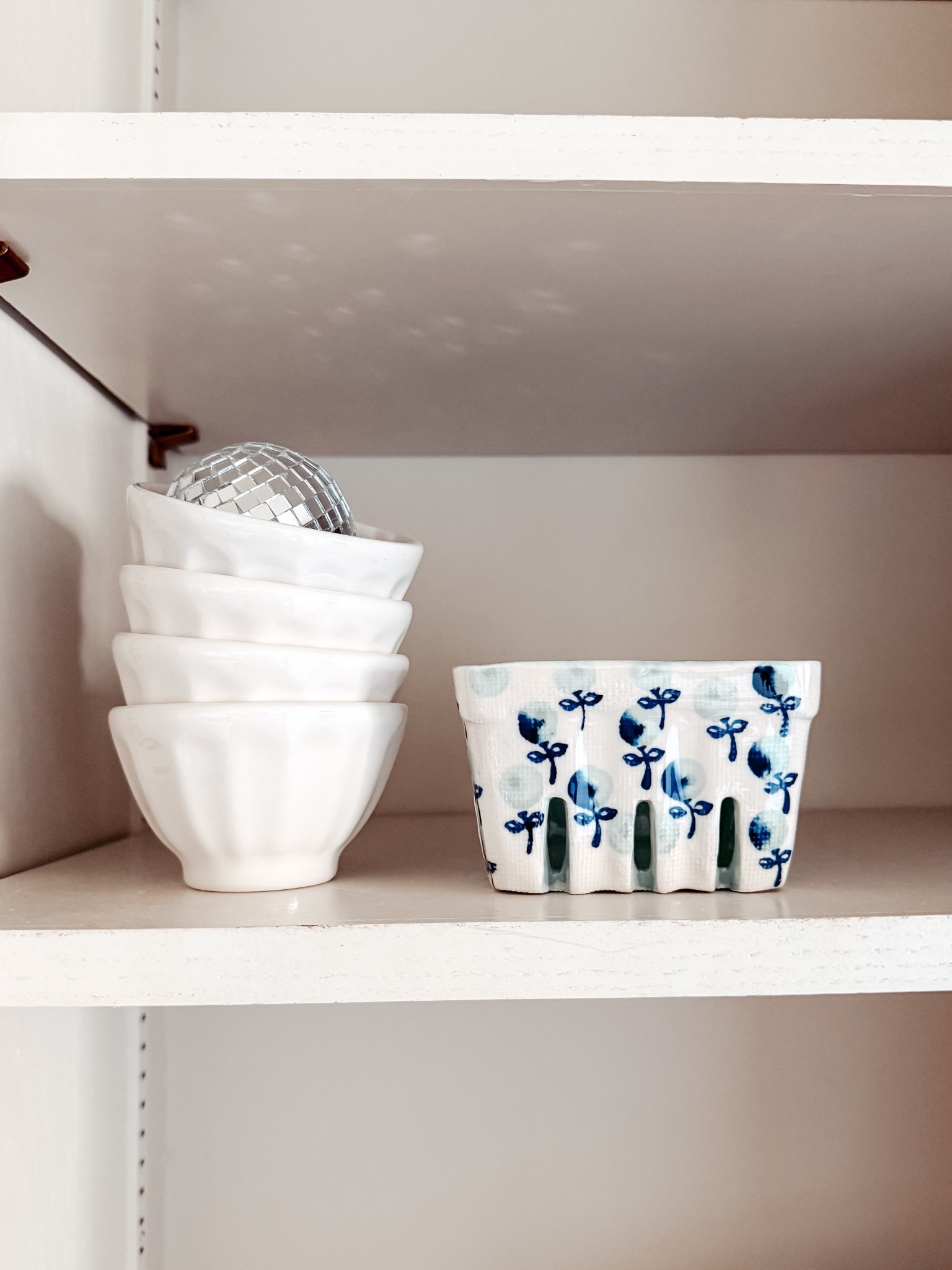 { cutesy spring dishes ❥

• The Latte Stoneware Nut Bowls, Set of 4: Amelie Edition in Cream 
• by Anthropologie Floral Ceramic Berry Basket in Blue Motif 

Anthropologie Home . Charcuterie Board Dishes } 

#LTKHome #LTKFamily