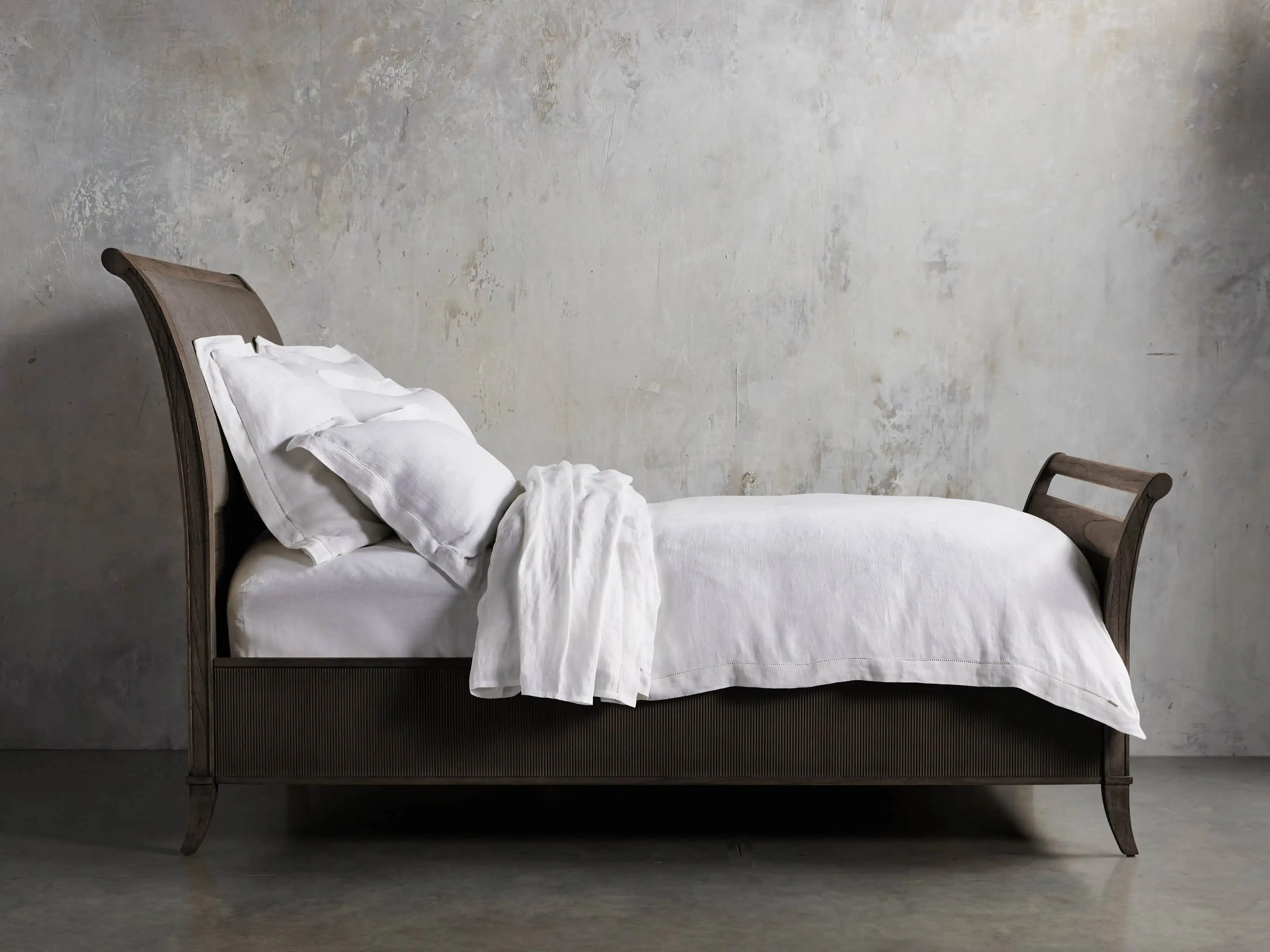 Pearson Sleigh Bed | Arhaus