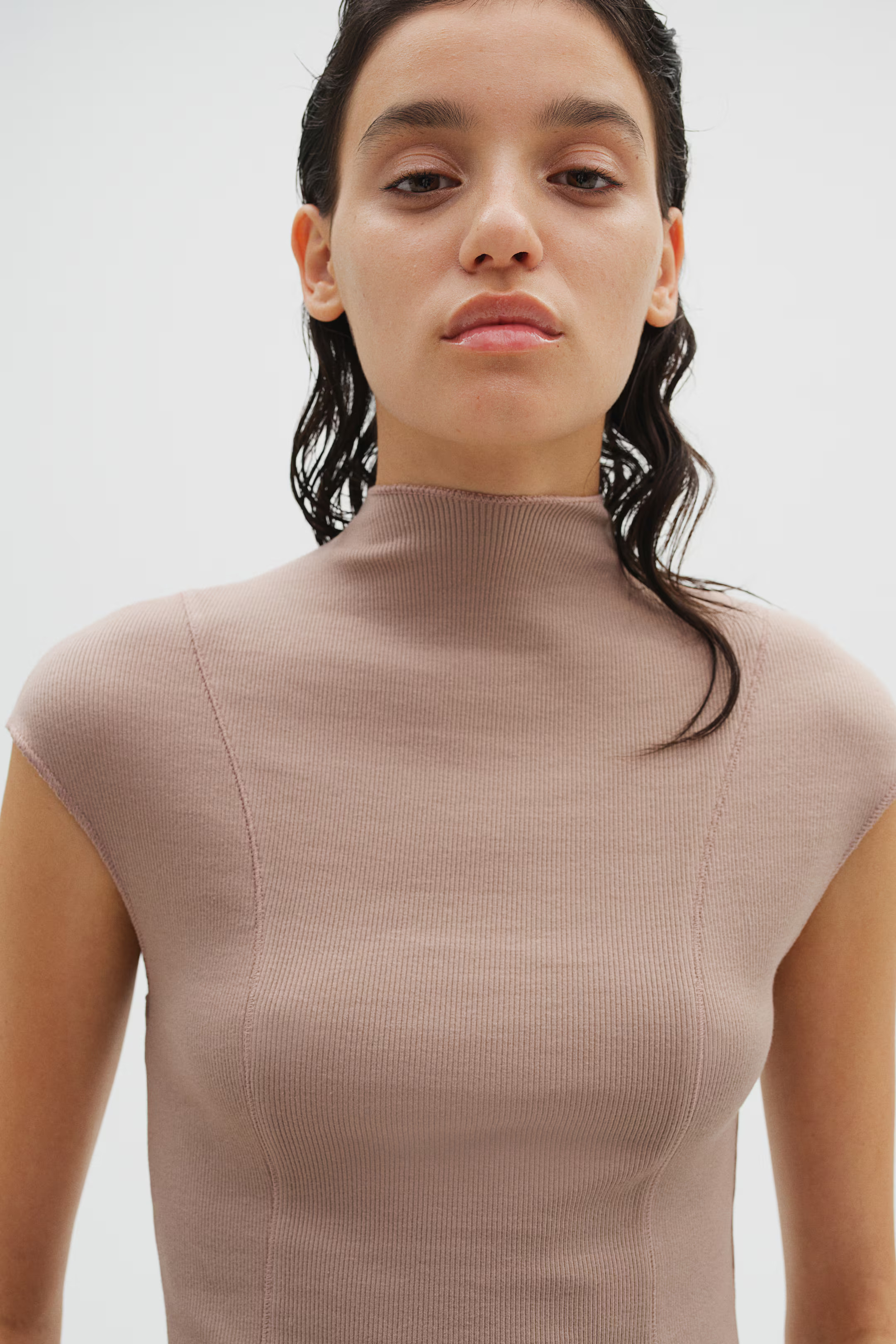 Ribbed Mock Turtleneck Top - Taupe - Ladies | H&M US | H&M (US + CA)
