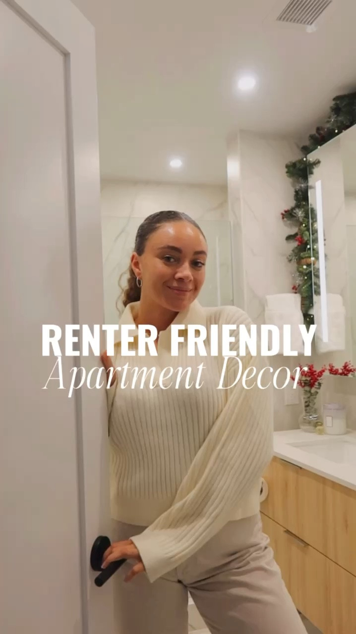 How I’m decorating my apartment bathroom in a renter friendly way for the holidays! 🎄

#LTKHoliday #LTKSeasonal #LTKVideo