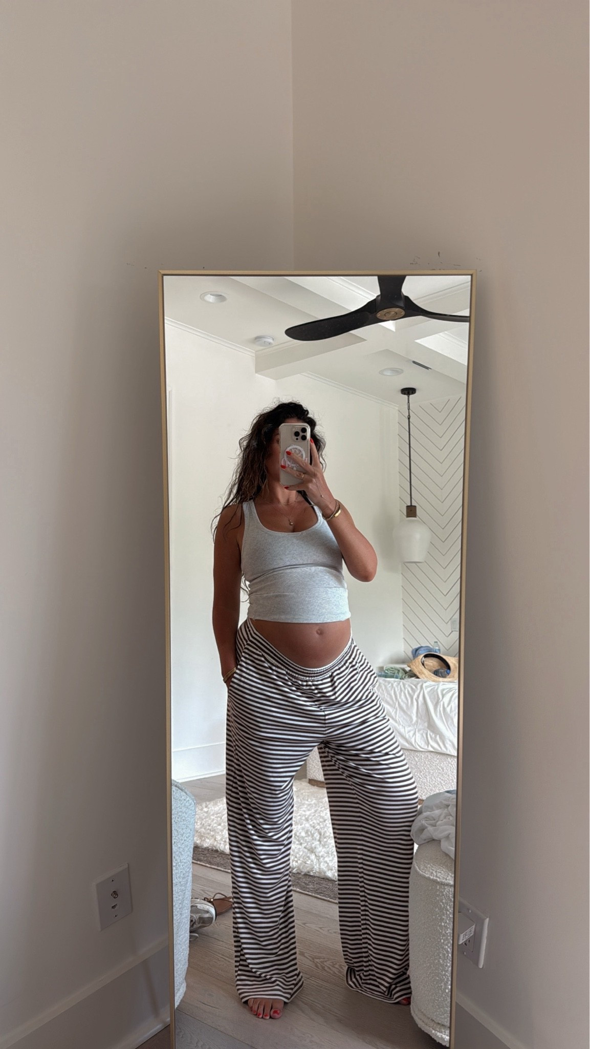 Pants in M

#LTKmomlife #LTKBump