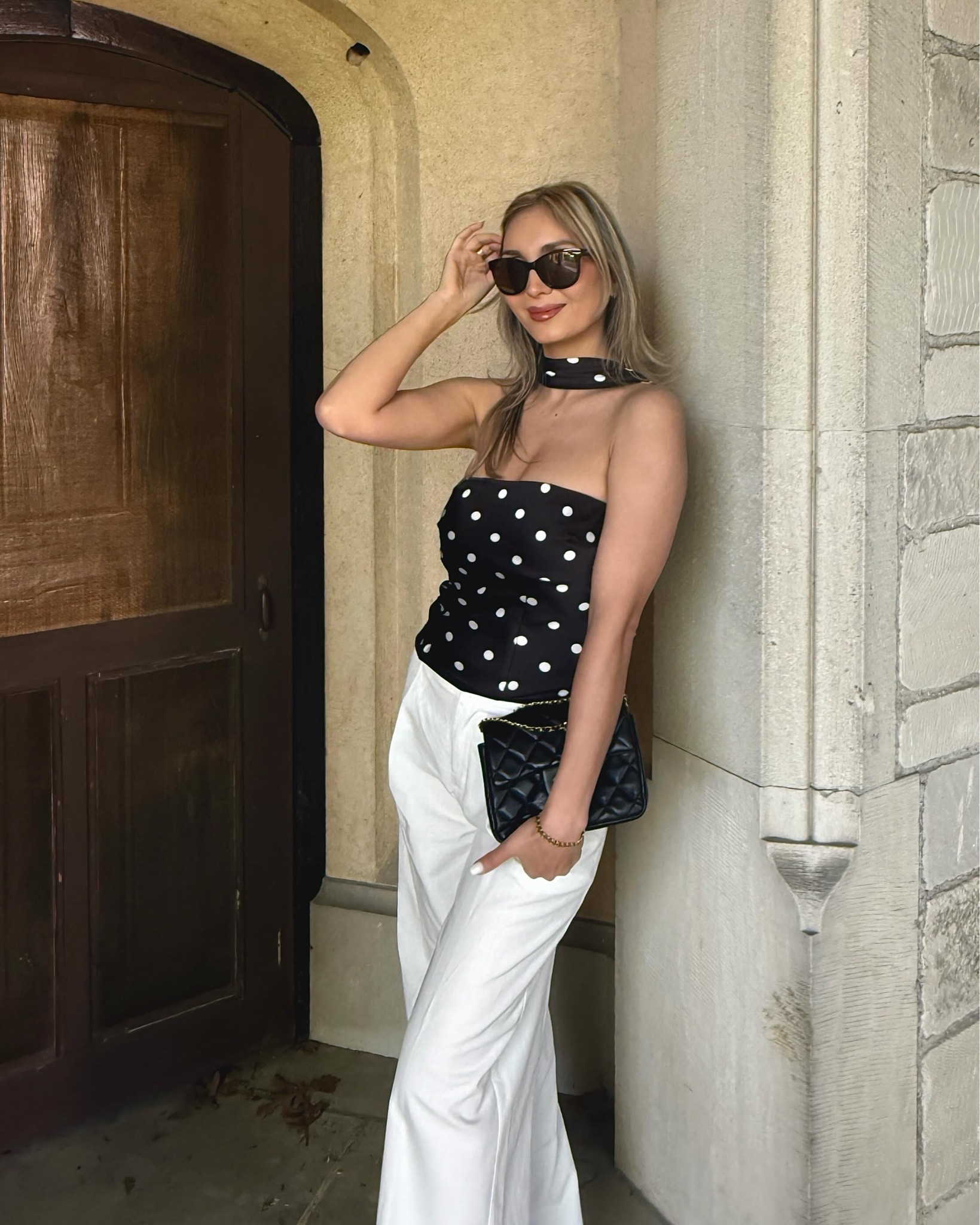 polka dots & white linen.
my spring-summer uniform: strapless corset top + wide-leg trousers. chic, breathable, and easy to repeat all season.
top: @revolve
save for warm weather outfit inspo.
#springoutfit #polkadotstyle #linenpants #quietluxury #oldmoney