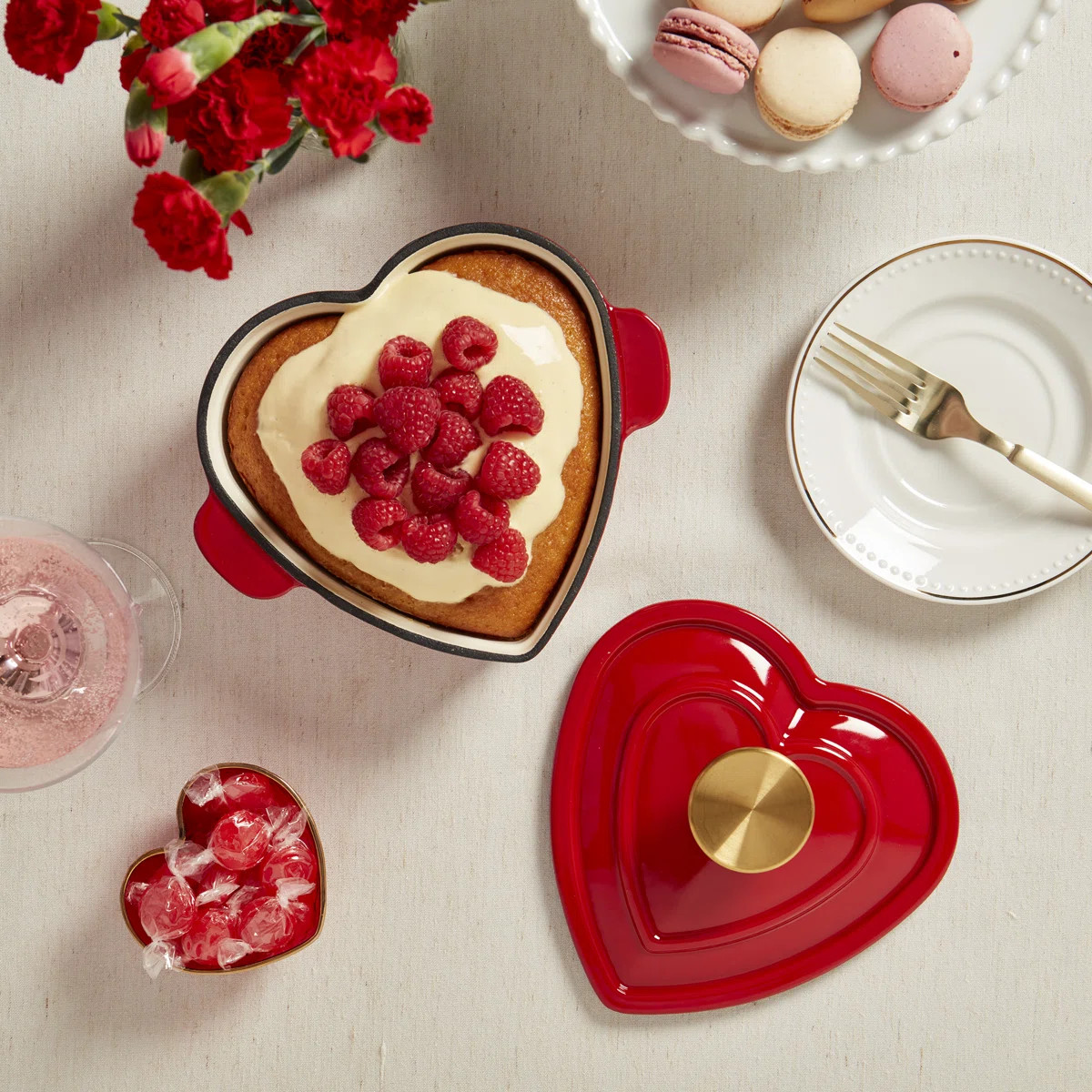 Smith & Clark 1-Quart Enameled Cast Iron Heart-Shaped Dutch Oven, Red | Wayfair North America