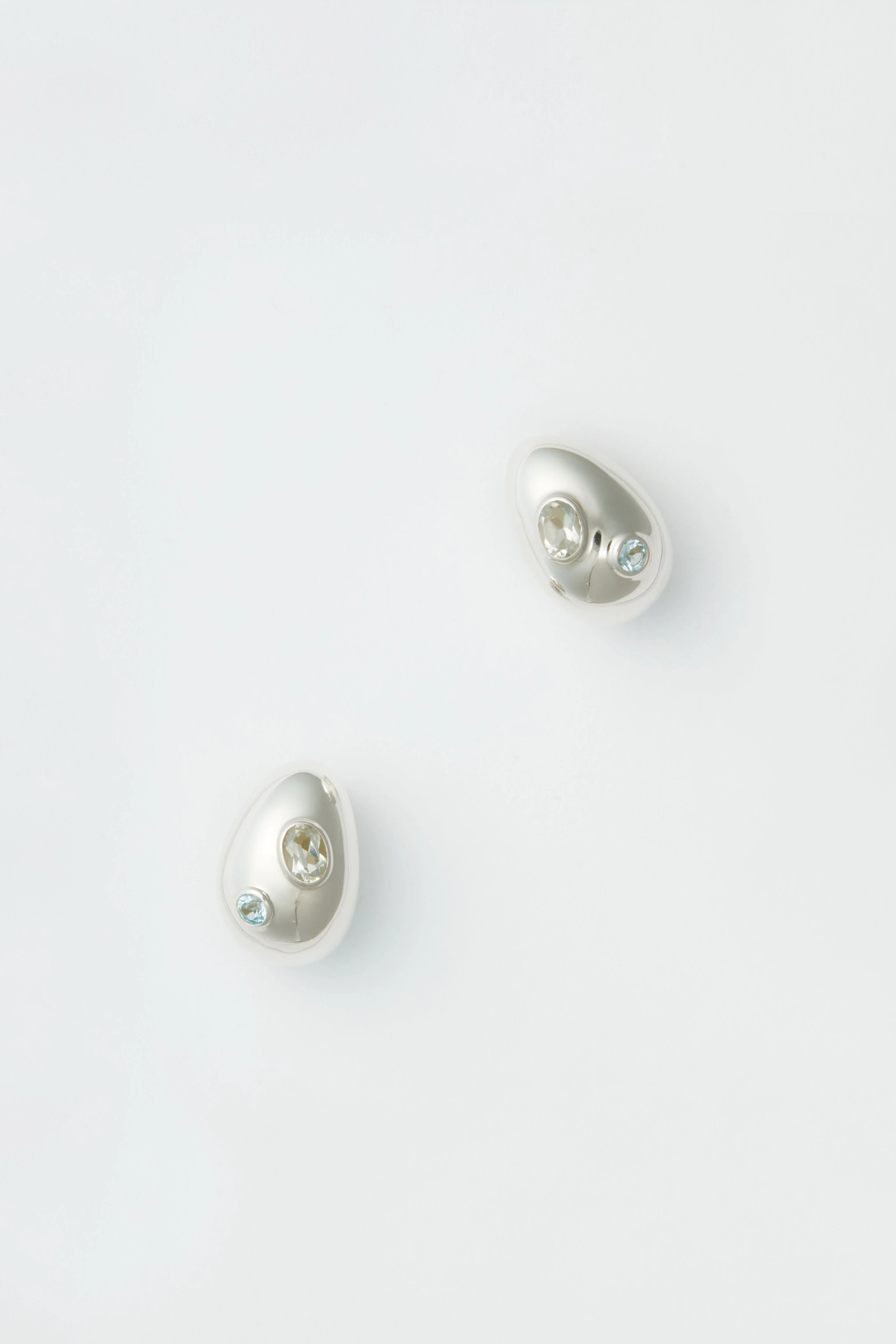 Silver Mini Arp Earrings in Studded Silver | Tuckernuck (US)
