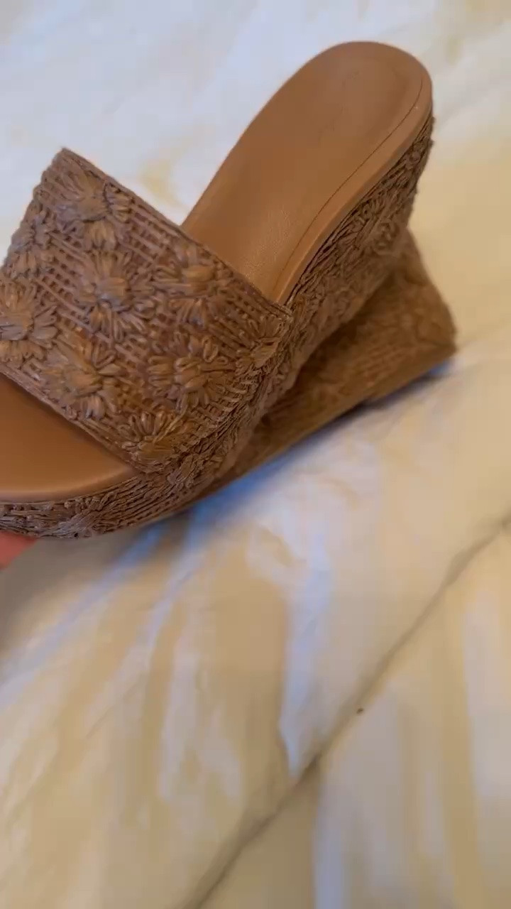 Cutest summer wedges from @Target

#LTKmomlife #LTKSaleAlert #LTKTravel