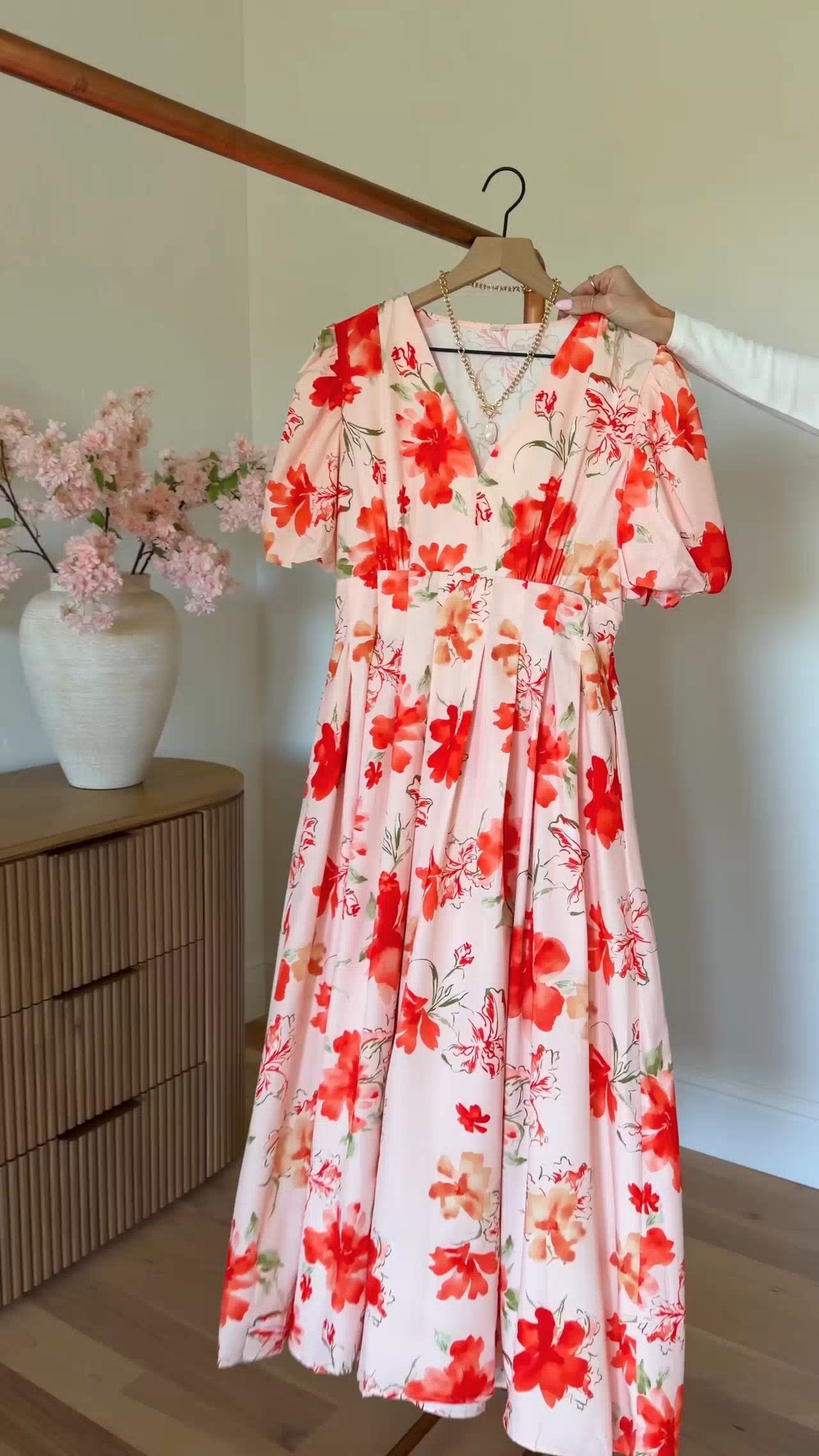 Spring fashion is all about fresh colors, light fabrics, and effortless layers! Here’s a dreamy spring clothing haul! 

 #LTKootd