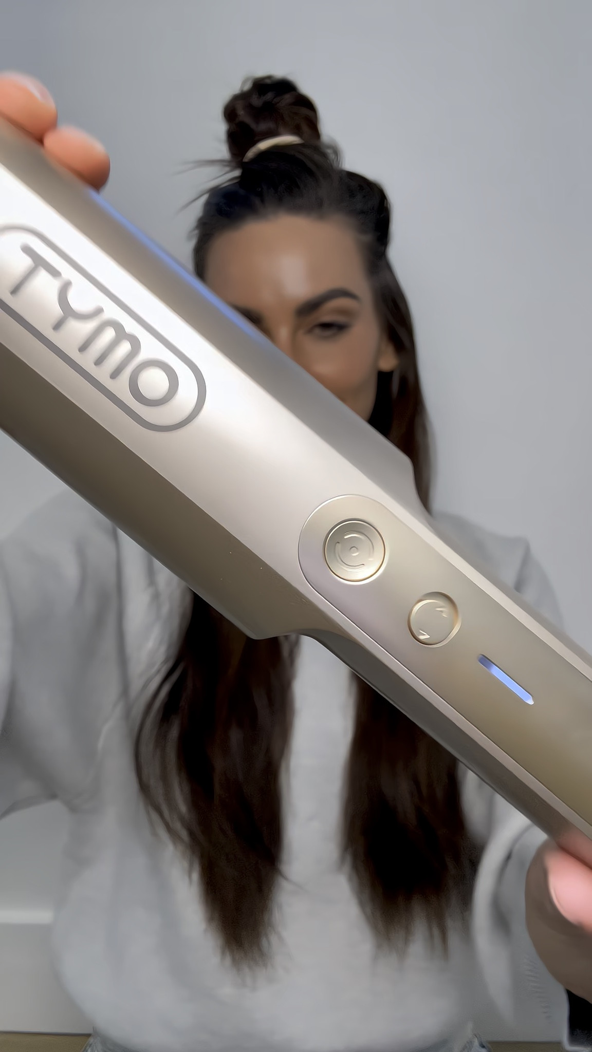 My real-life hair routine—the products I use on wash days, style days, and the “please cooperate” days. Nothing fussy, nothing extra… just the tried-and-true staples that keep my hair looking healthy, shiny, and like I tried (even when I didn’t). All linked for you 🫶✨
#hairroutine #haircarefavorites #hairgoals #momhair #healthlyhair #ltkbeauty #ltkhair #hairproducts

#LTKHome #LTKBeauty #LTKFindsUnder50