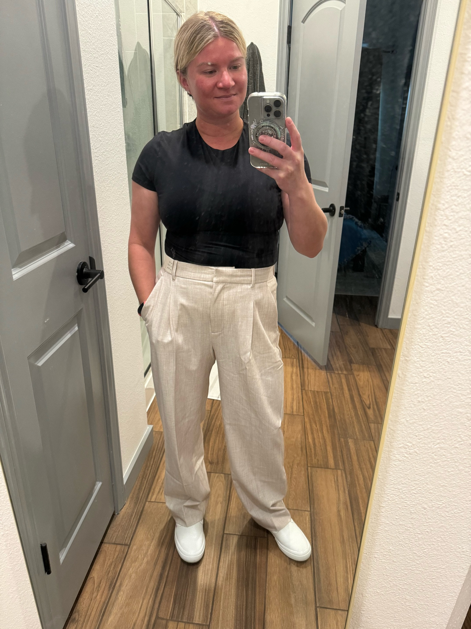 Trying out these wide leg pants from Abercrombie

#LTKFindsUnder100 #LTKFallSale #LTKWorkwear