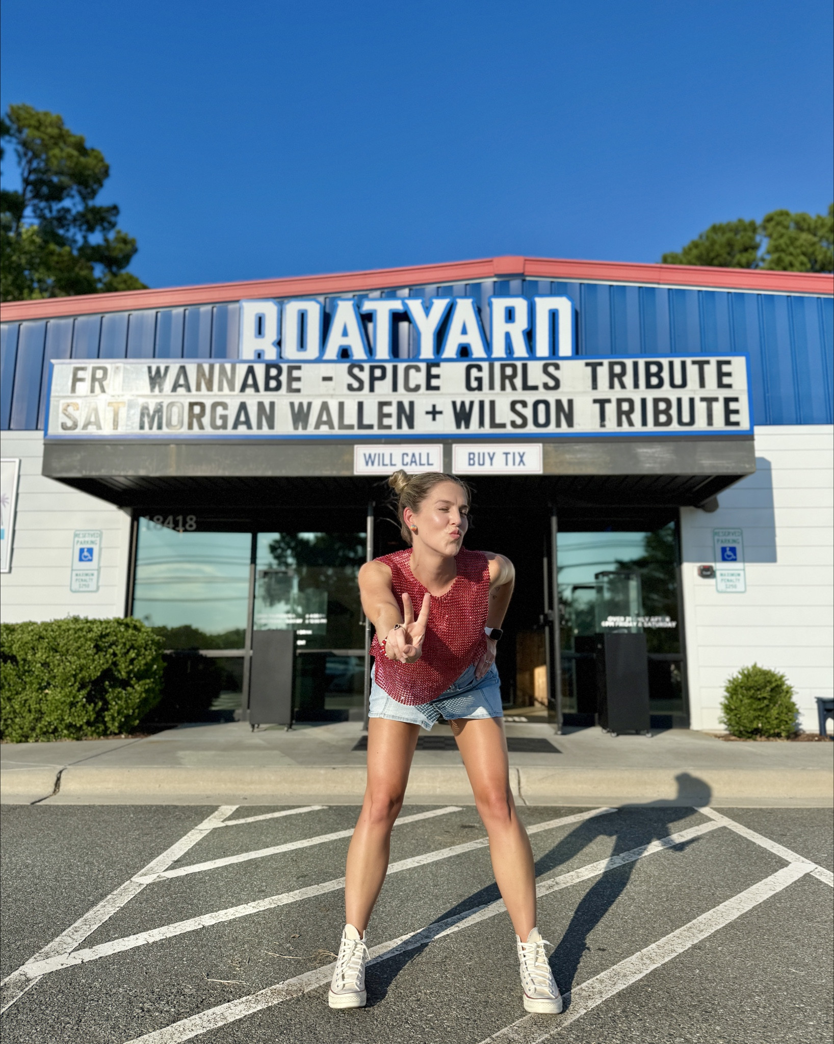 Top - went with my usual size XS

Skirt - consignment sale

Converse - went with a size 7, usually I’m a 7.5

#LTKSeasonal #LTKFindsUnder100