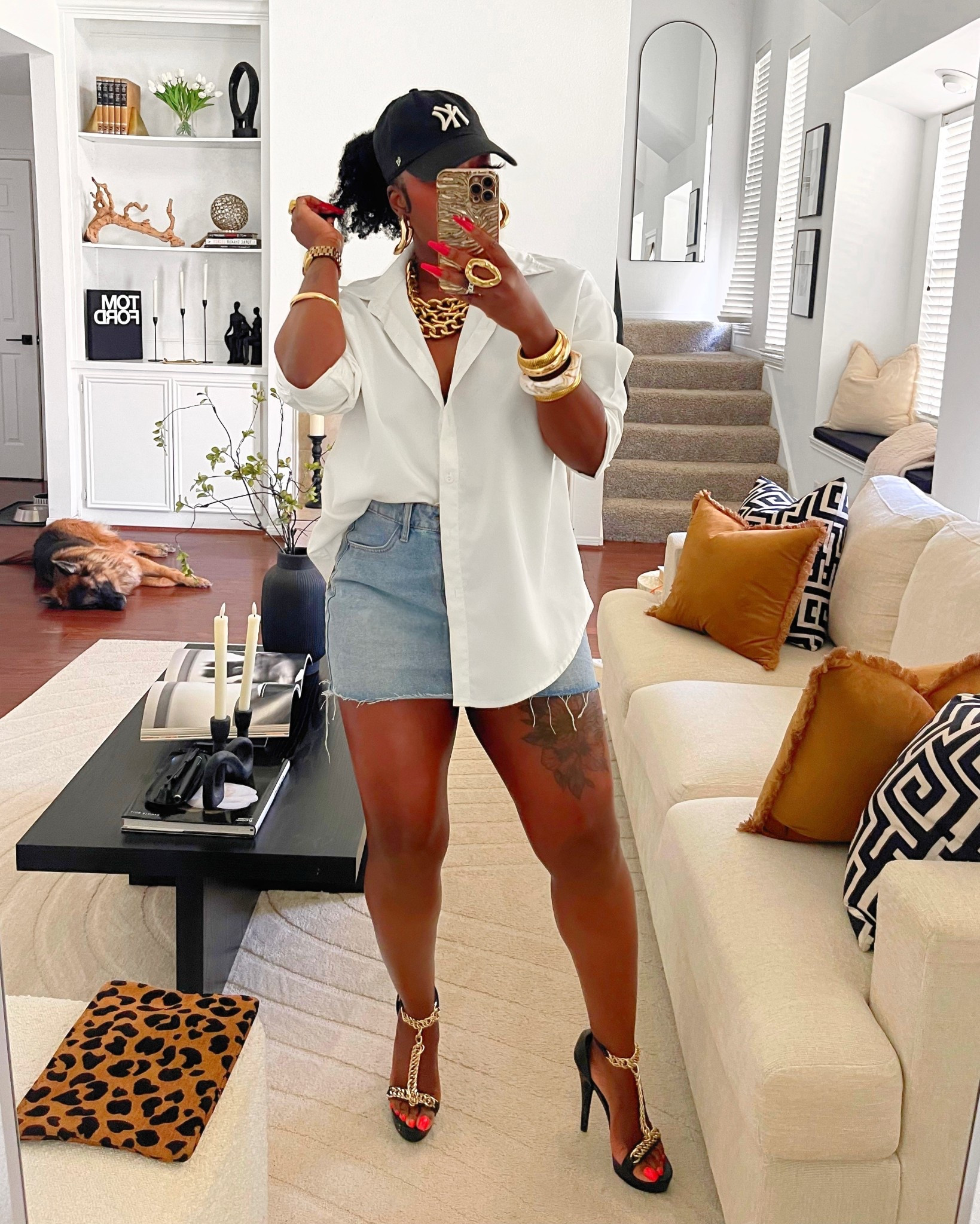 Denim skirt in the fall💙is so chic! 

#LTKStyleTip #LTKSeasonal #LTKFindsUnder100