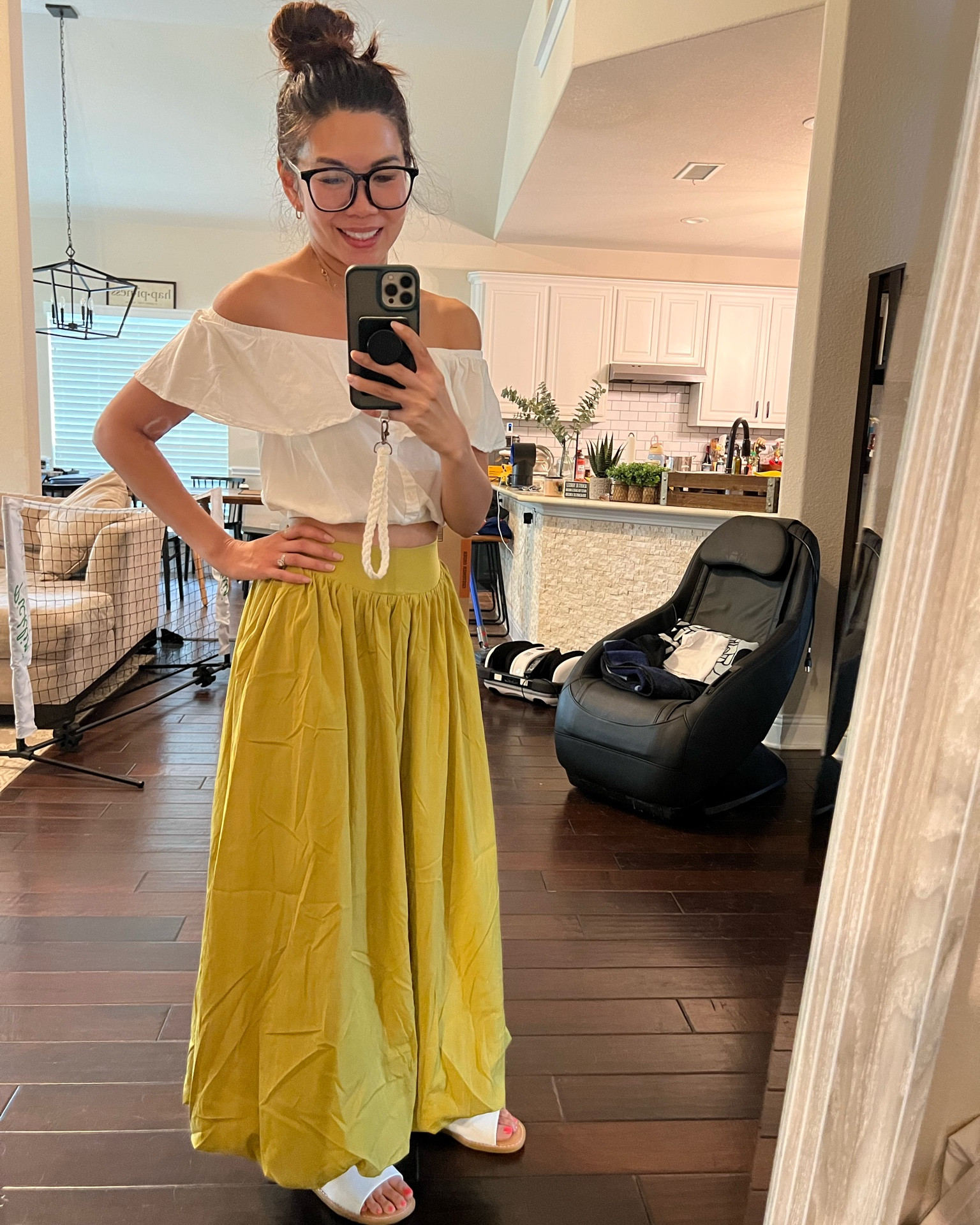 skirt: size small

so lightweight and has pockets!