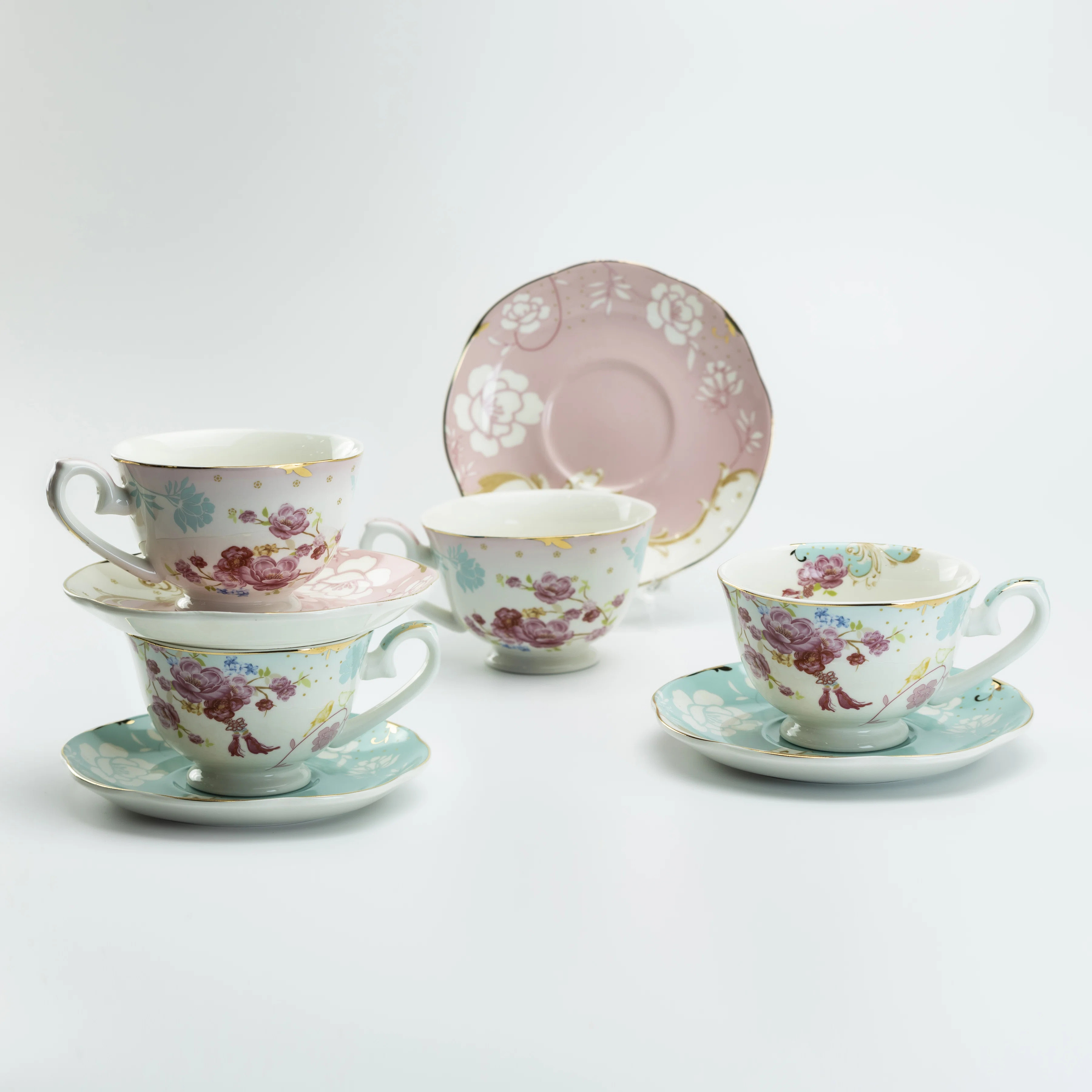 Jardin D'oiseaux Porcelain Teacup And Saucer, Set Of 4 (Set of 4) | Wayfair North America