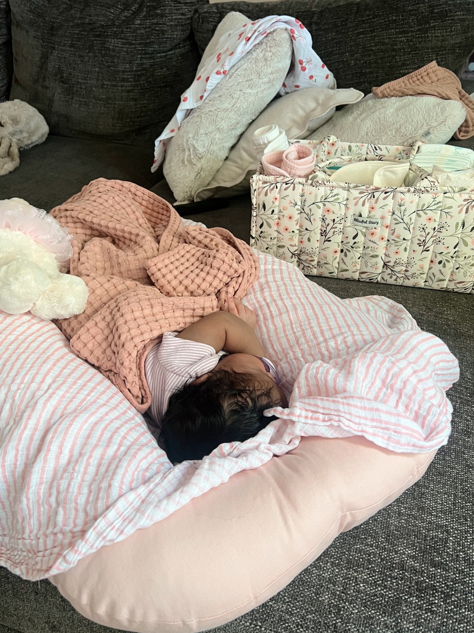 Baby Lounger & some of my favorite baby essentials 🤍

#LTKBaby