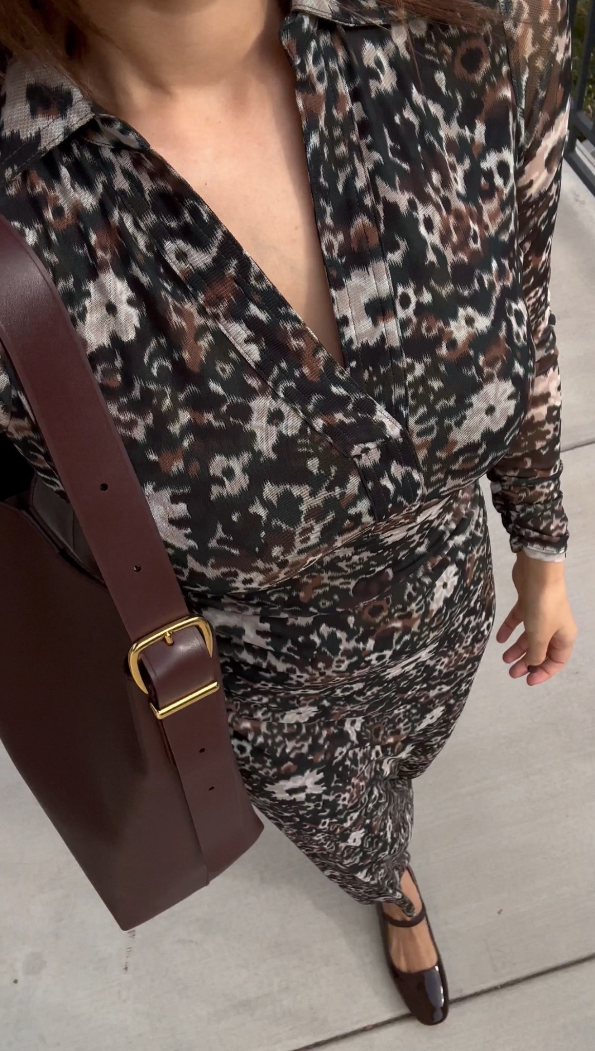 Floral fall dress 

Dress I’m wearing is an old one from last year — I linked to similar styles below 
Madewell tote + flats are 30% off! 

#LTKSaleAlert #LTKFallSale