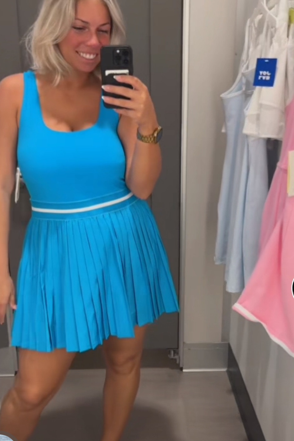 Colorful summer vibes

#LTKSeasonal #LTKStyleTip #LTKFitness