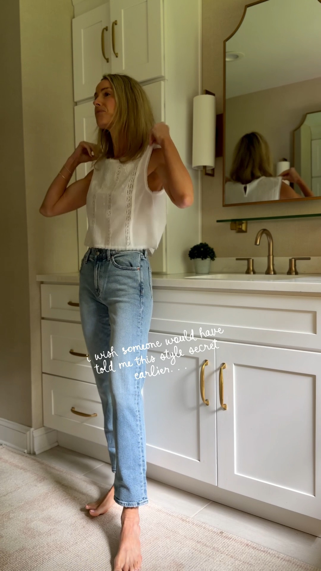 Find your stores / shop their whole selection / it makes dressing so much easier! 

Madewell is always a fave summer full outfit store for me. This one is a classic fit that will be a staple for me! 
Size 26 jeans
Size small top 

@madewell #madewellpartner