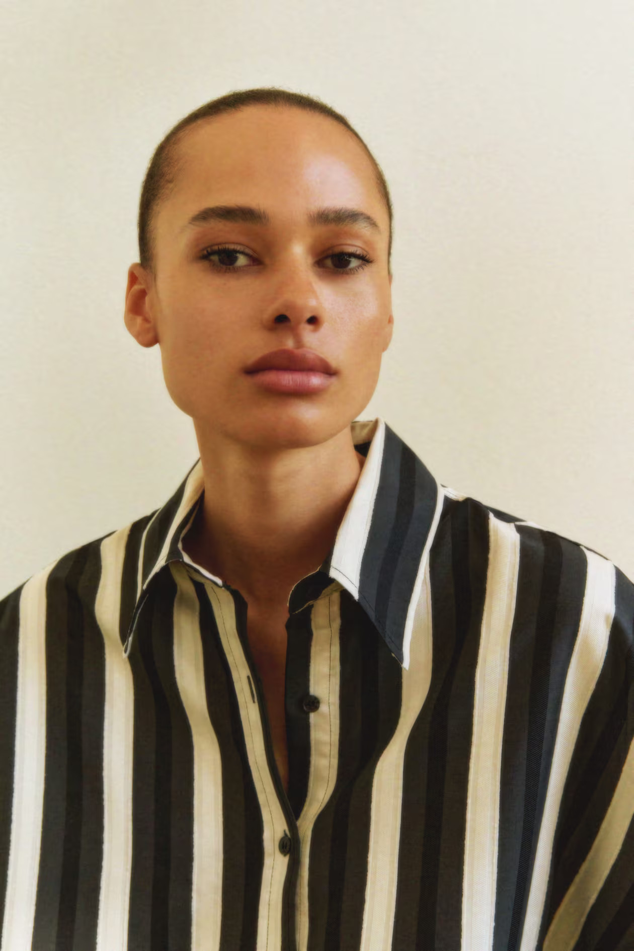 Oversized dobby-weave shirt | H&M (UK, MY, IN, SG, PH, TW, HK)