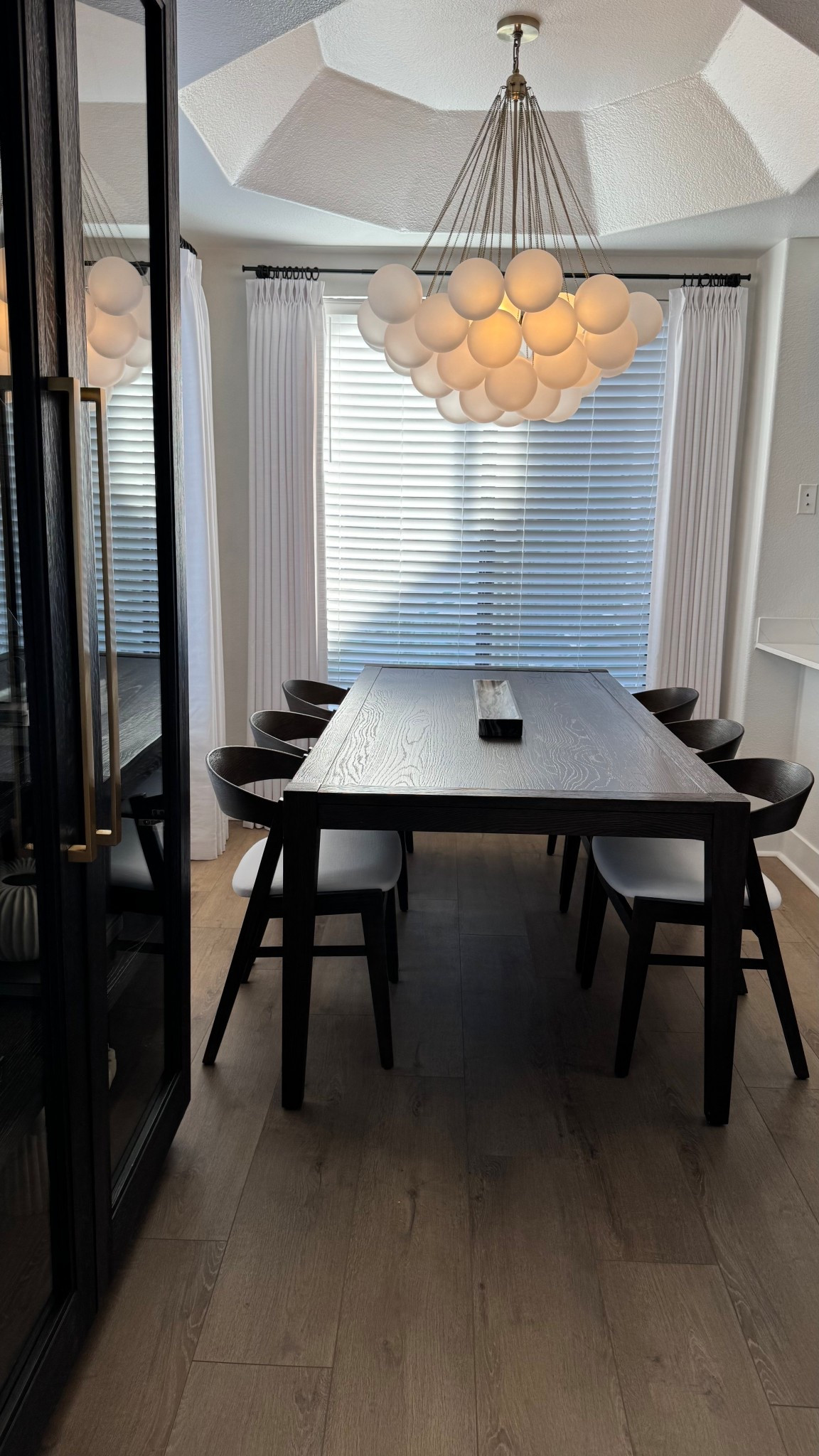 The most gorgeous bubble chandelier🤍 use code ET05 for discount

#LTKHome