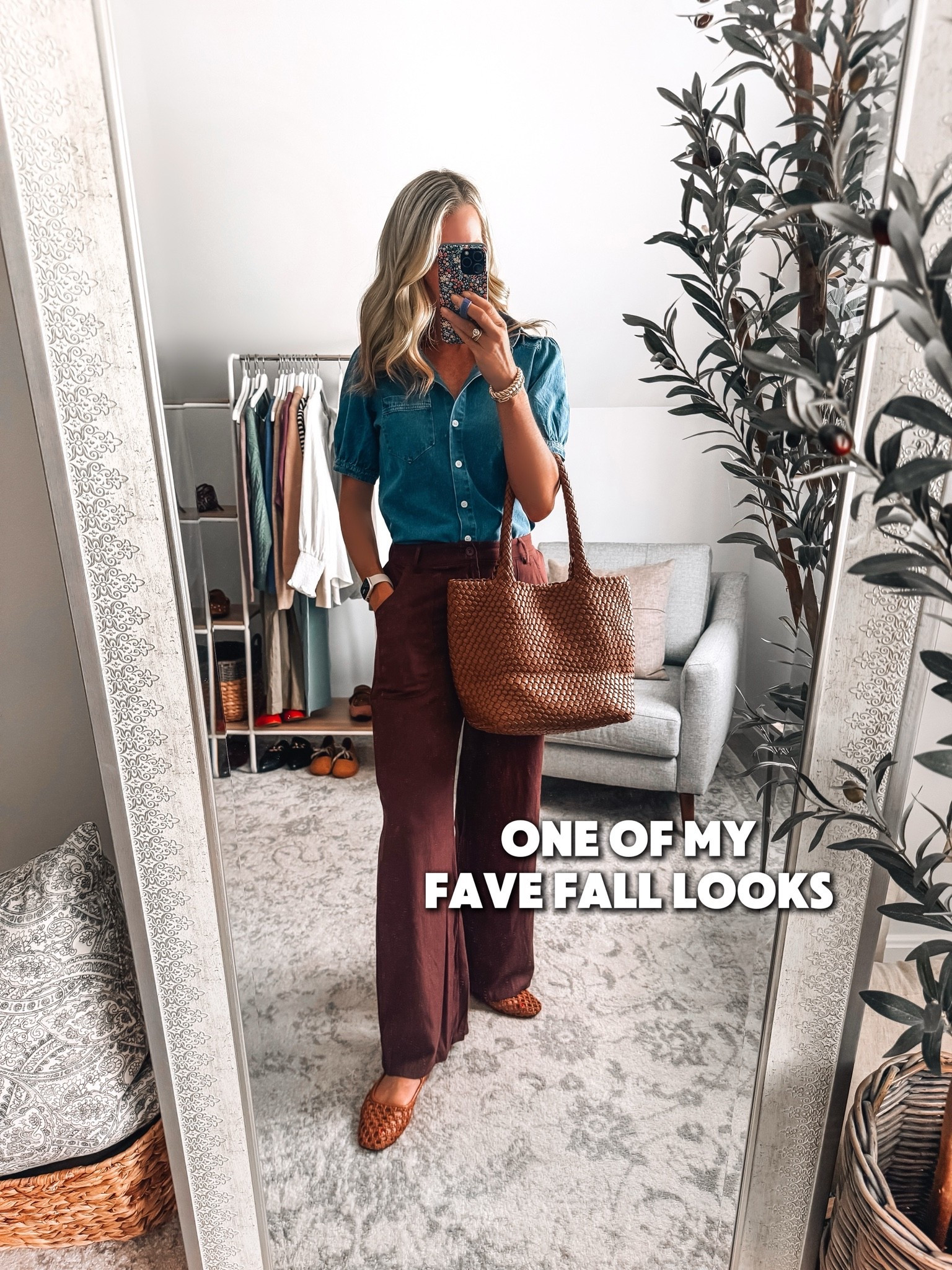 Adorable fall teacher look #teacherlooks

#LTKWorkwear #LTKOver40 #LTKootd