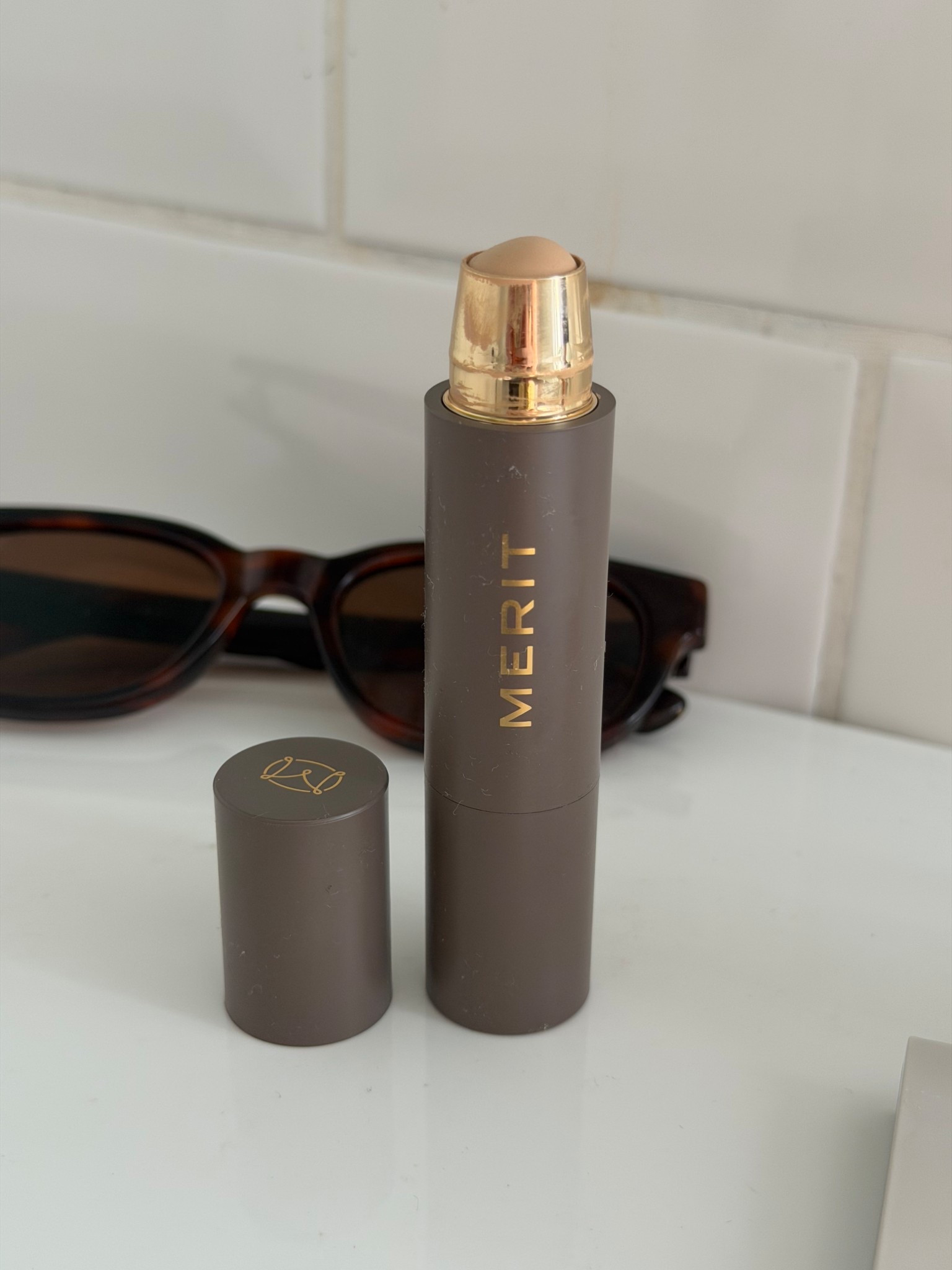 The best foundation stick #makeup #everydaymakeup #foundation 