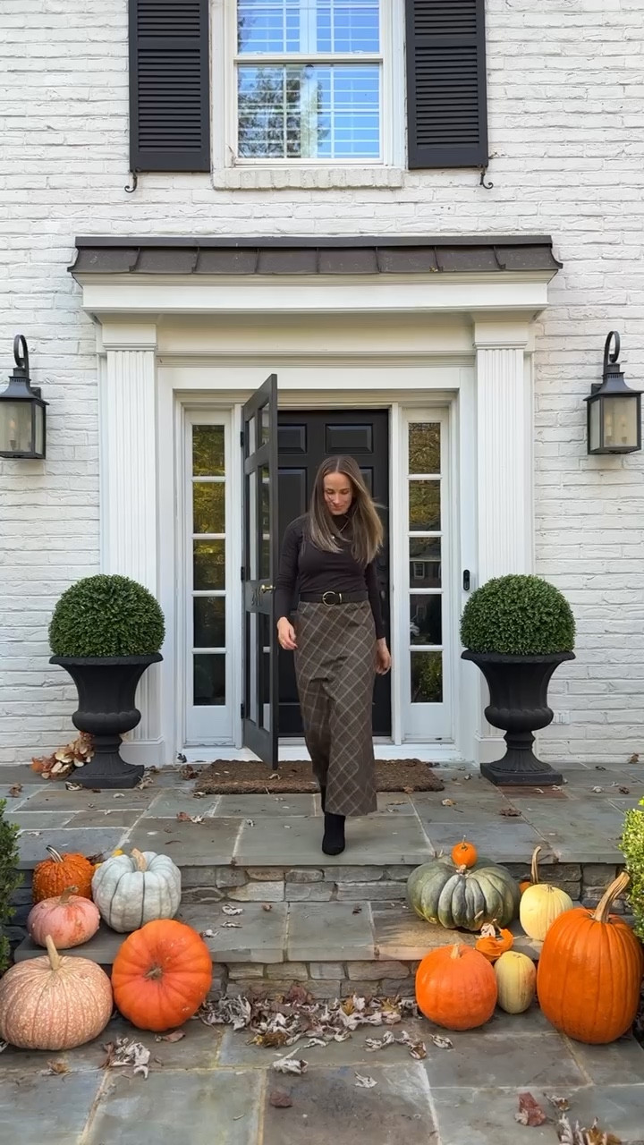 Thanksgiving outfit
Black turtleneck 
Plaid mid skirt 
Leather belt 
Black suede booties

#LTKStyleTip #LTKSeasonal #LTKHoliday