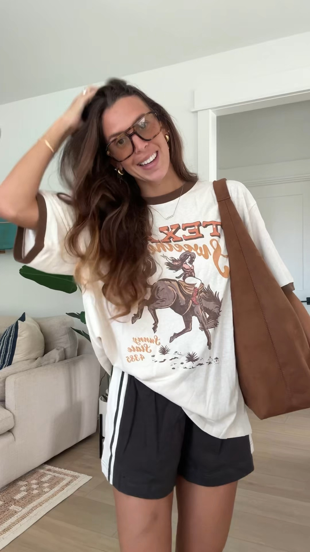 early fall transition outfit🤎 comfort over everything!! Love this casual athleisure look for running errands:)

#LTKootd #LTKmomlife #LTKgrwm