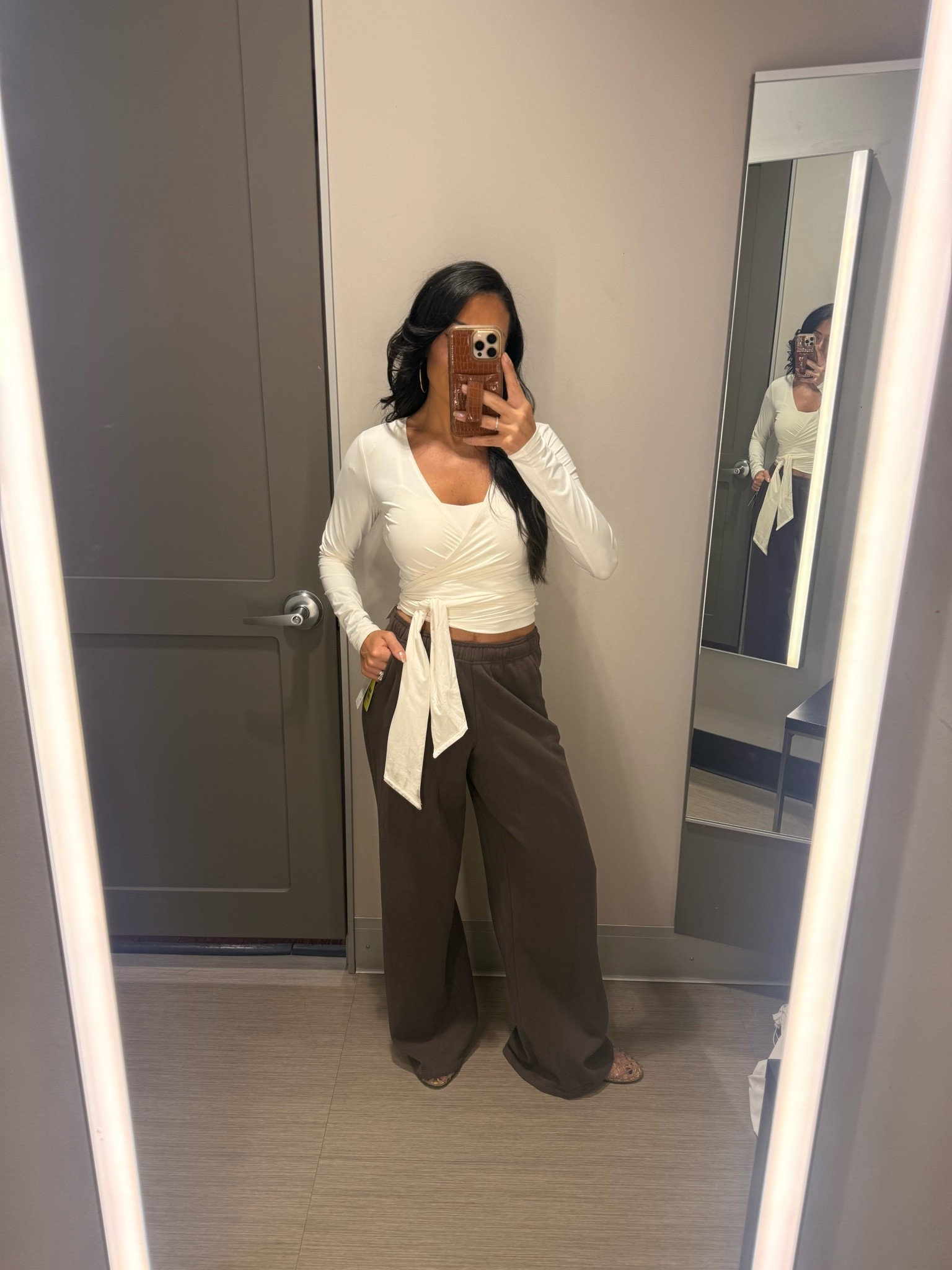 The cutest fall active pieces from @Target!
I’m in size XS 
Wrap active top 
Wide leg fleece pants

#LTKfitnessgoals #LTKActive #LTKSeasonal