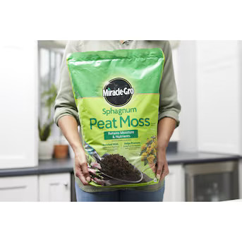 Miracle-Gro Moisture Control 8 Quart Peat Moss Moisture Control | Lowe's
