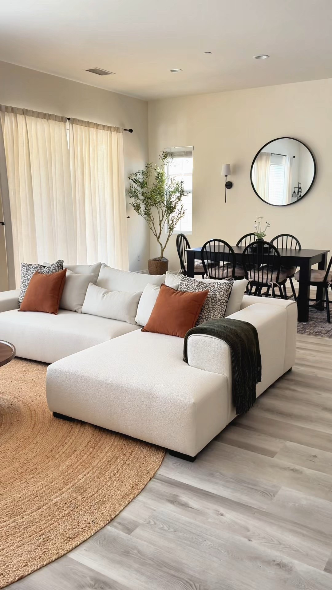 Cozy couch season 🛋️☕️🍂

#LTKFamily #LTKHoliday #LTKHome