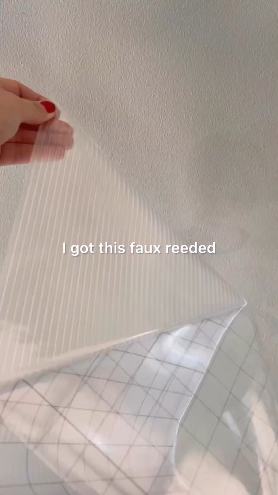 Comment GLASS and I’ll DM you the link! Must be following @itshoneydone for your account to accept the automated link or you can shop my storefront at the link in my bio! 

Follow for more DIY tips & tricks and everything else I love! 

#DIY #fauxglass #founditonamazon #amazonfinds #amazonassociates #itshoneydone