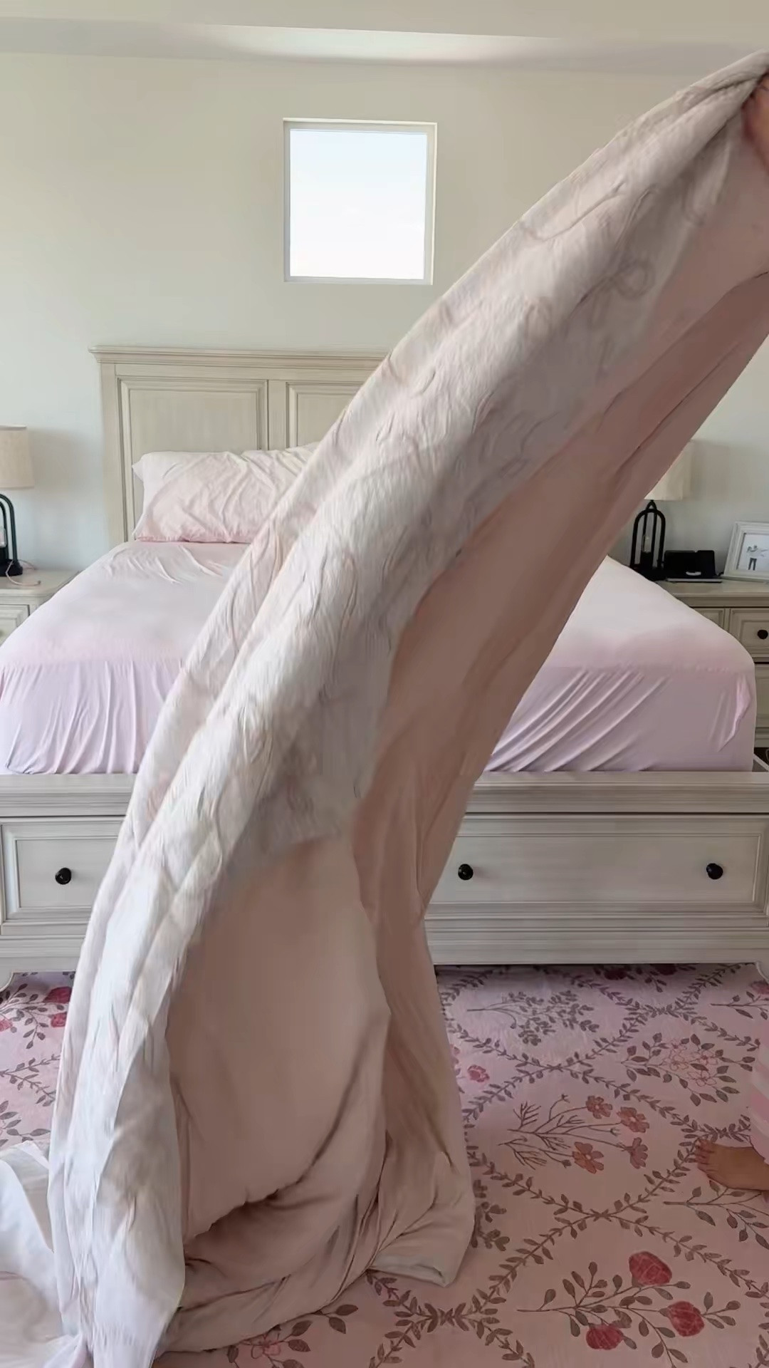 The CUTEST comforter!

#LTKU #LTKHome #LTKvlog